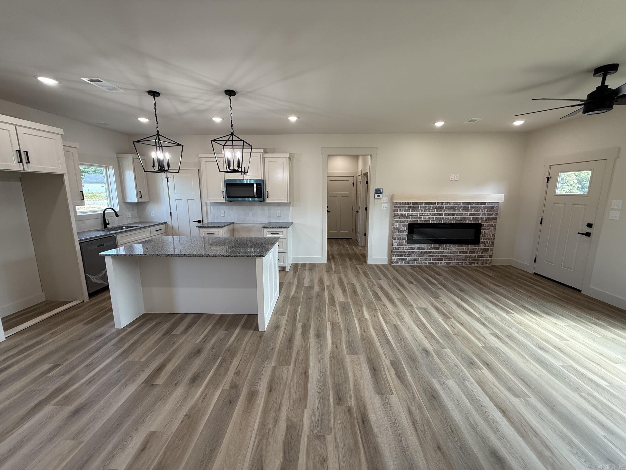 10 Odessa Davis Drive  Greenbrier, AR