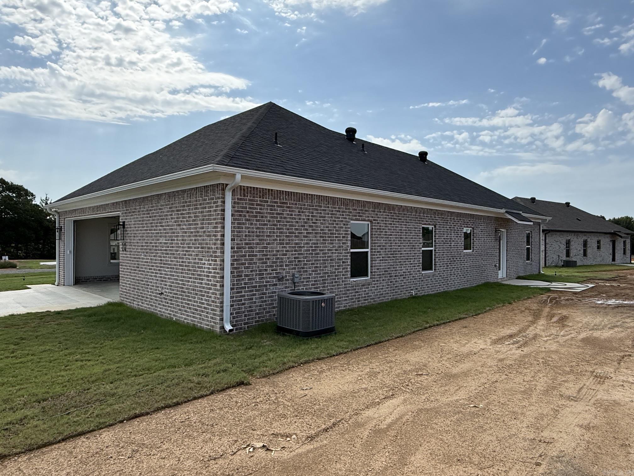 10 Odessa Davis Drive  Greenbrier, AR
