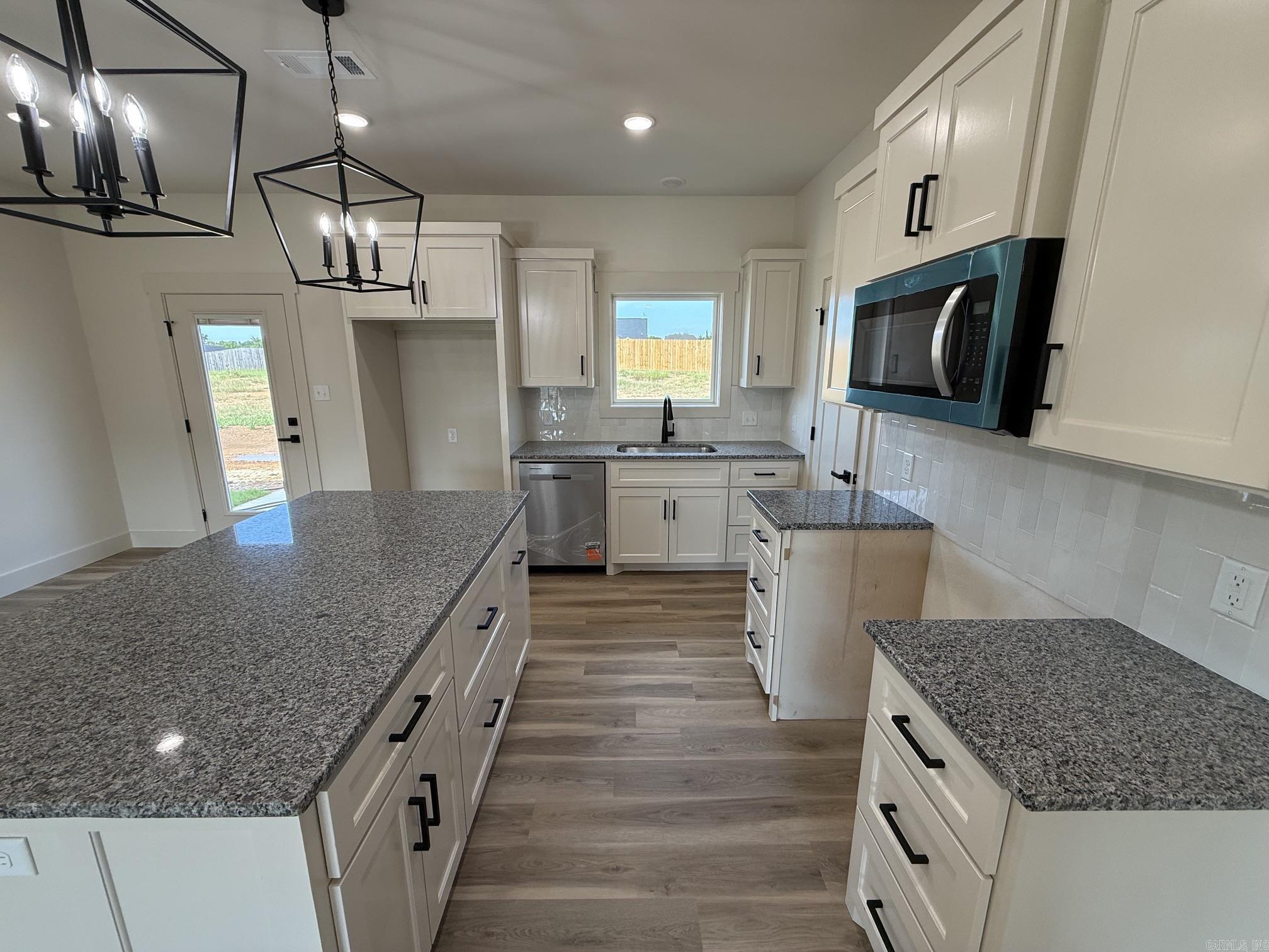 10 Odessa Davis Drive  Greenbrier, AR