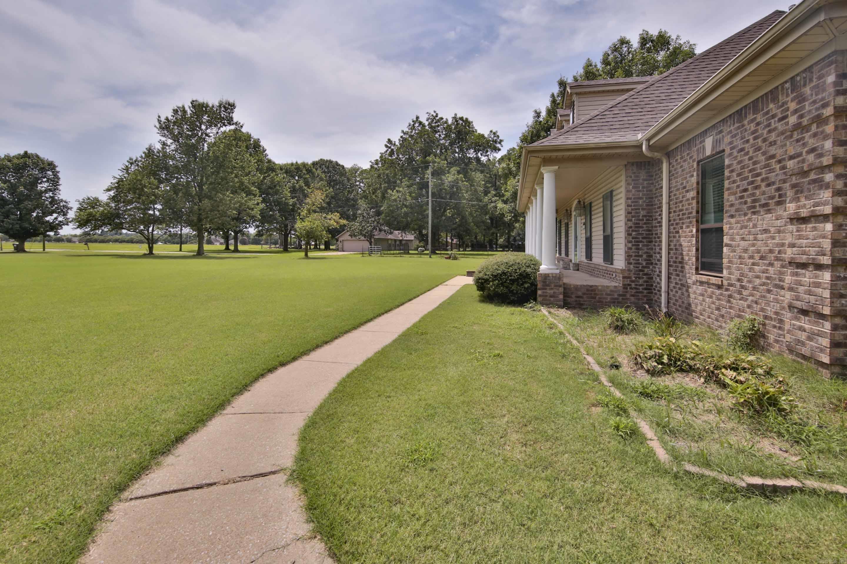 142 Neal Road  Marion, AR