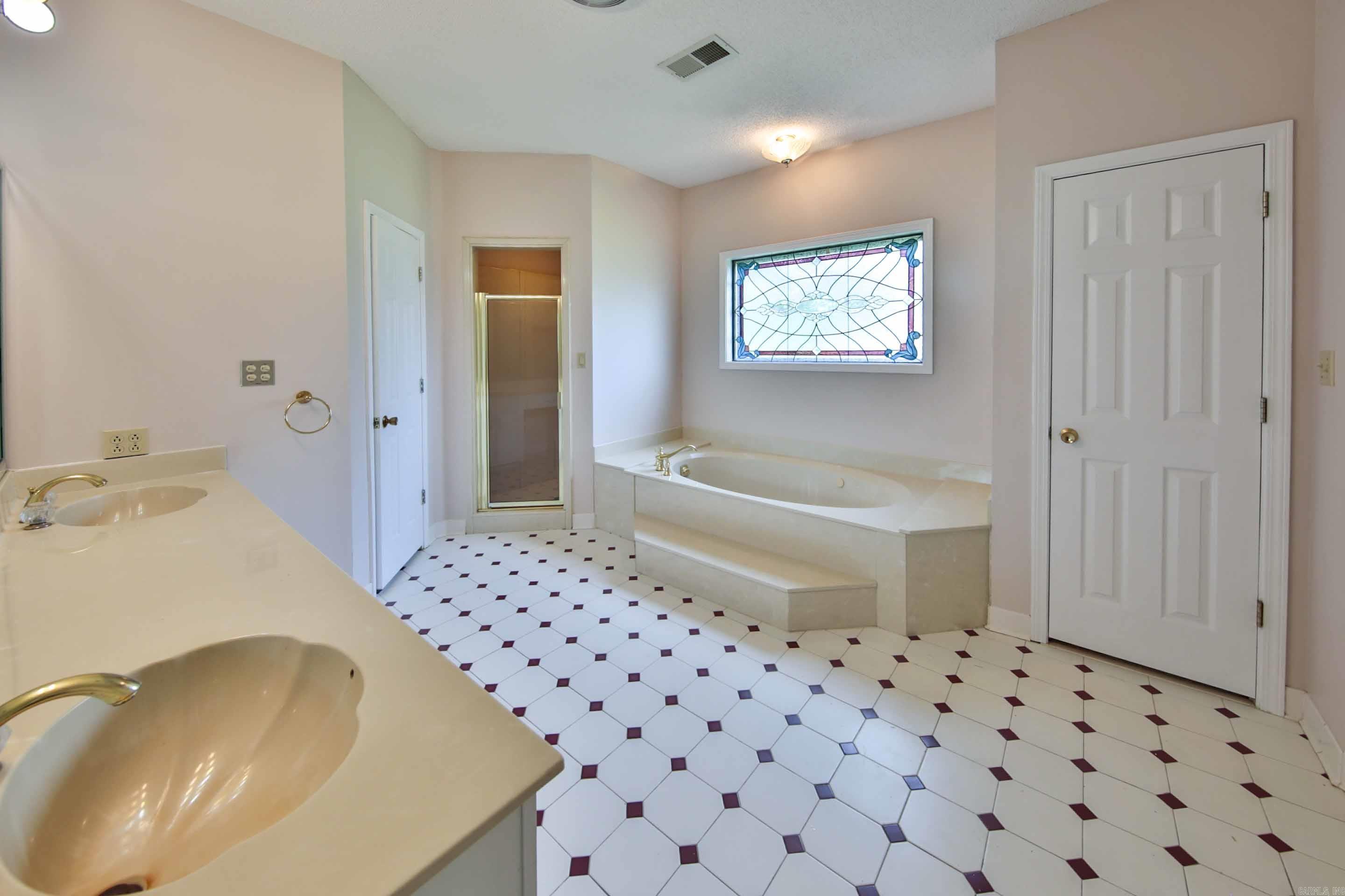 142 Neal Road  Marion, AR