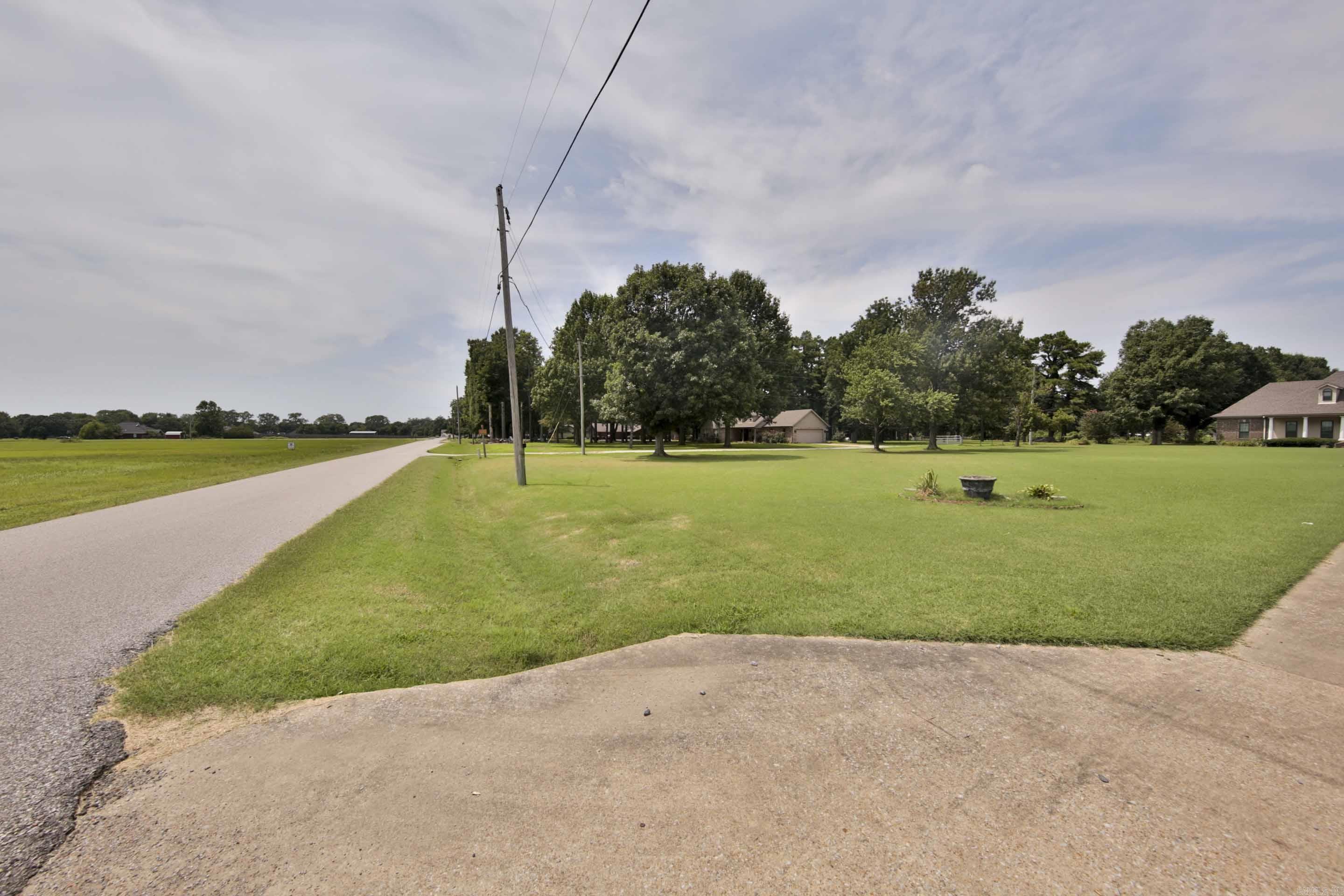 142 Neal Road  Marion, AR