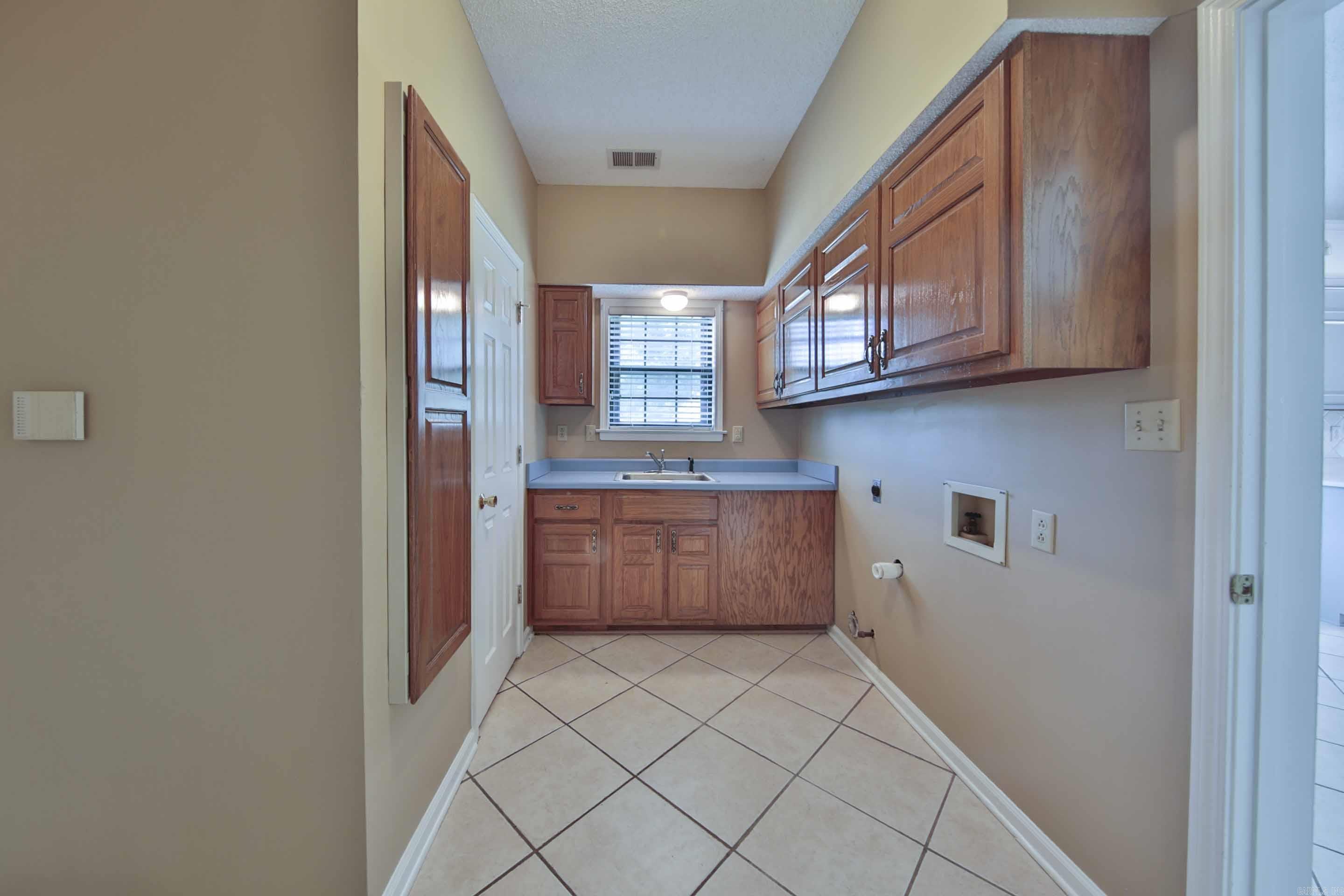 142 Neal Road  Marion, AR