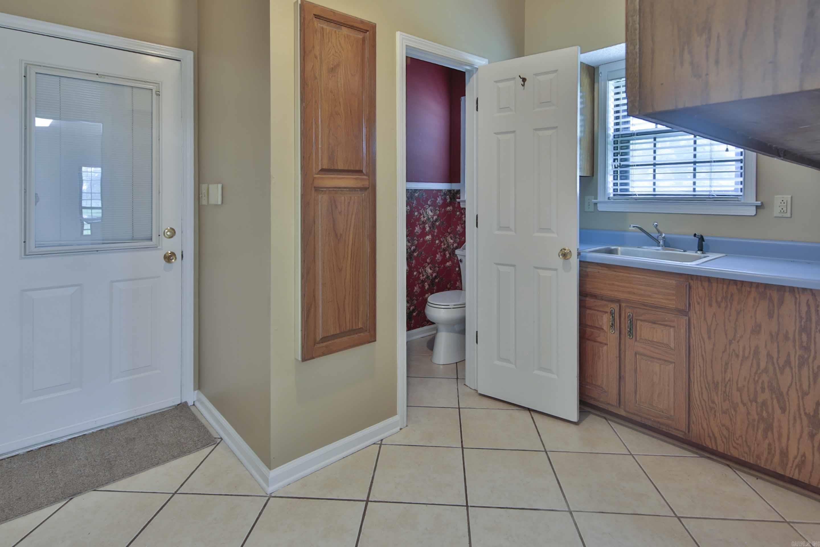 142 Neal Road  Marion, AR