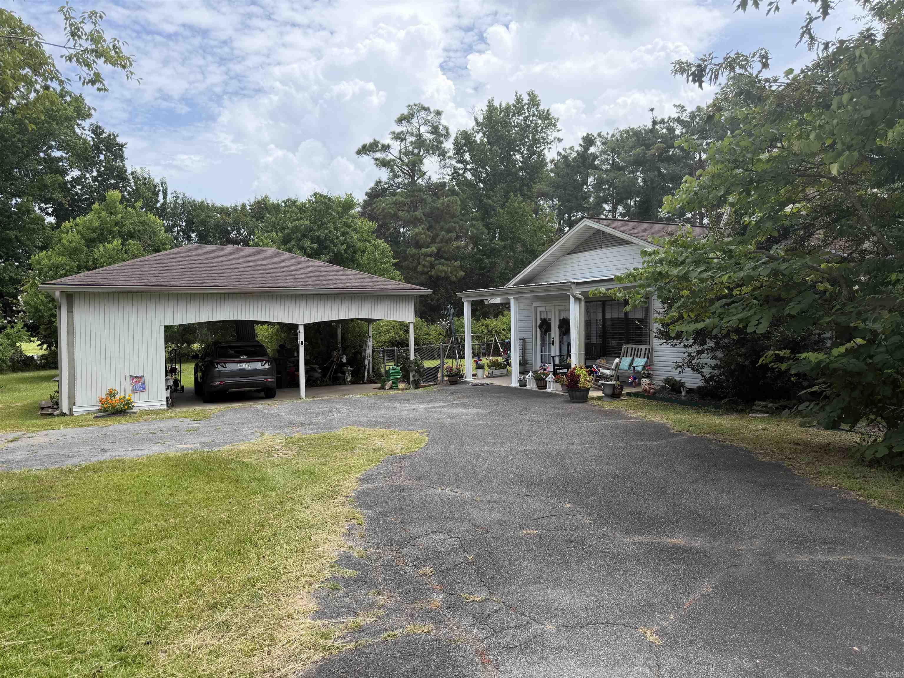 15995 N Hwy 425  Star City, AR