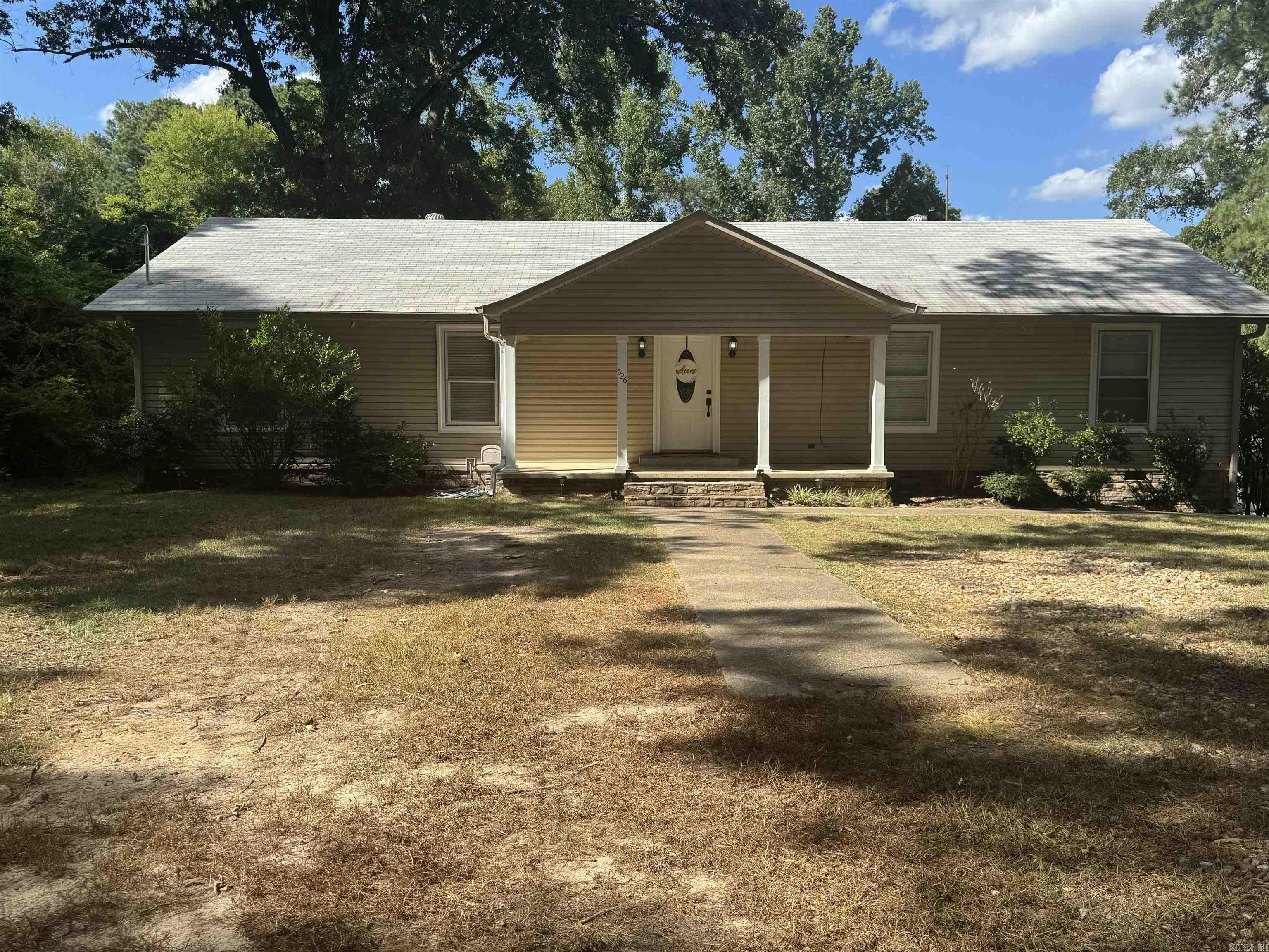 526 E 47th  El Dorado, AR