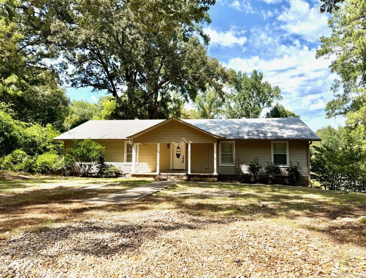 526 E 47th  El Dorado, AR