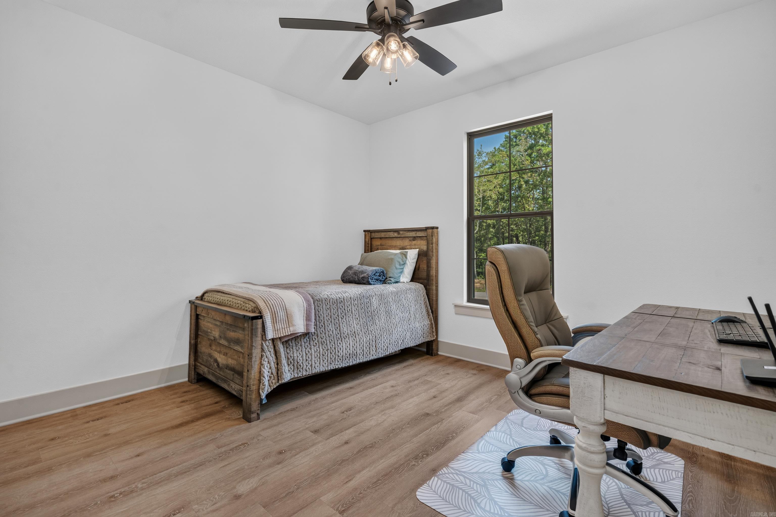 spacious guest bedroom/office/craft room