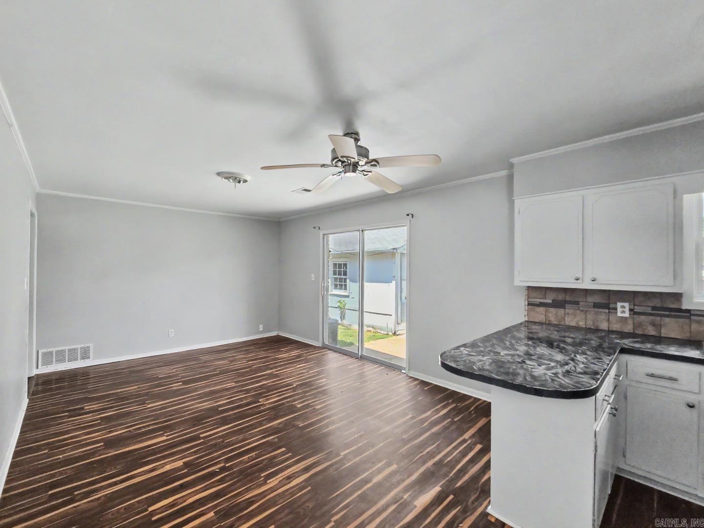 2907 Case  Paragould, AR