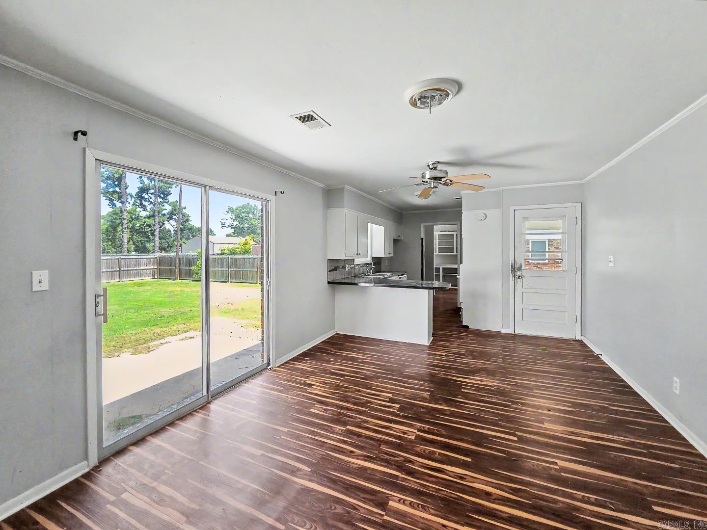 2907 Case  Paragould, AR