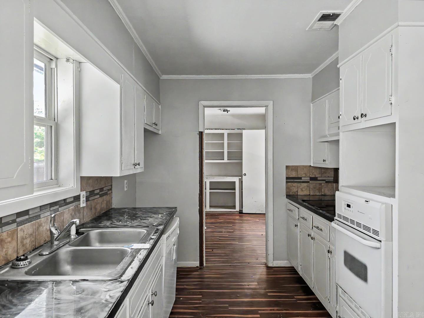 2907 Case  Paragould, AR