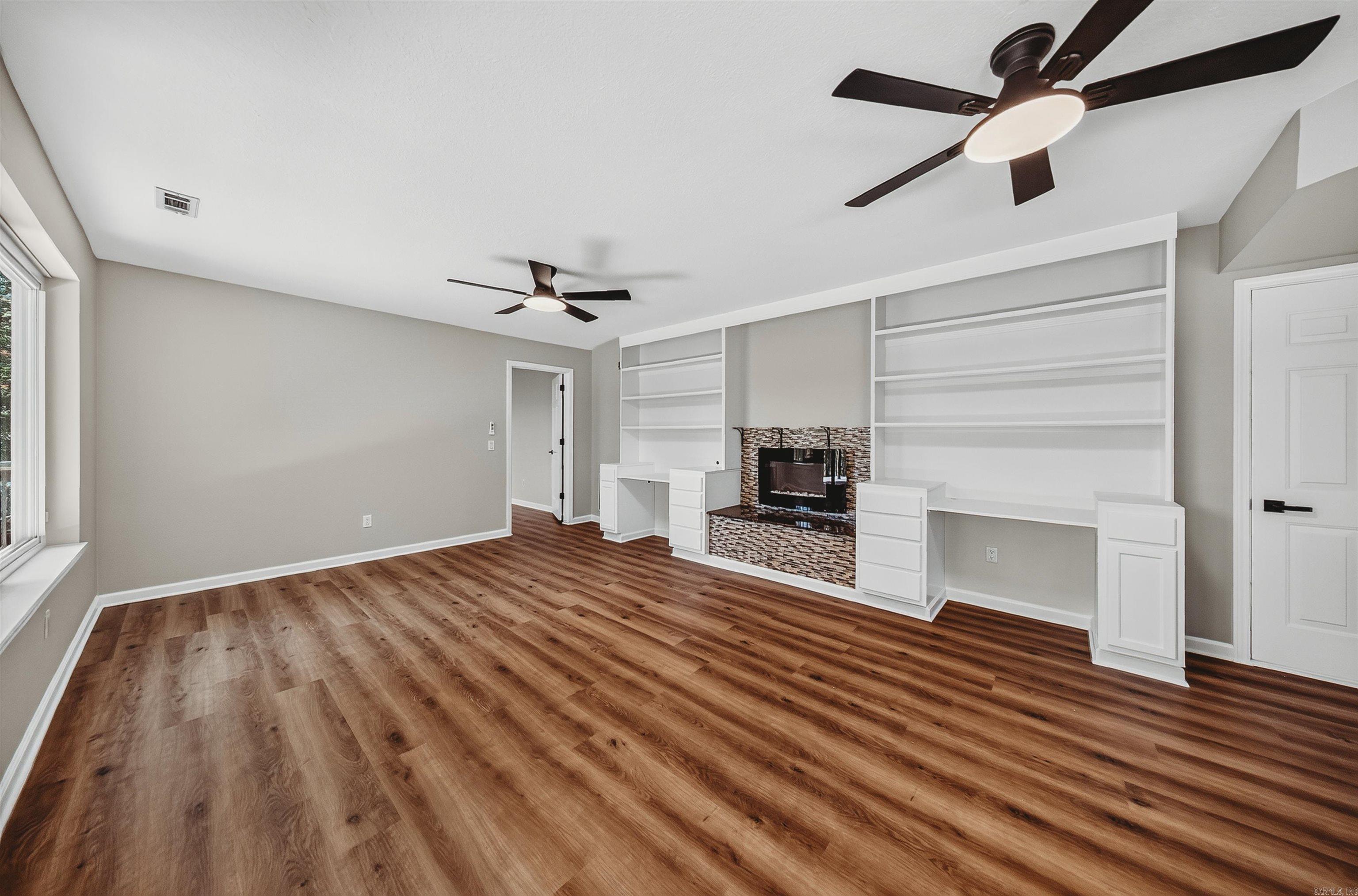 13638 Spring  Bentonville, AR