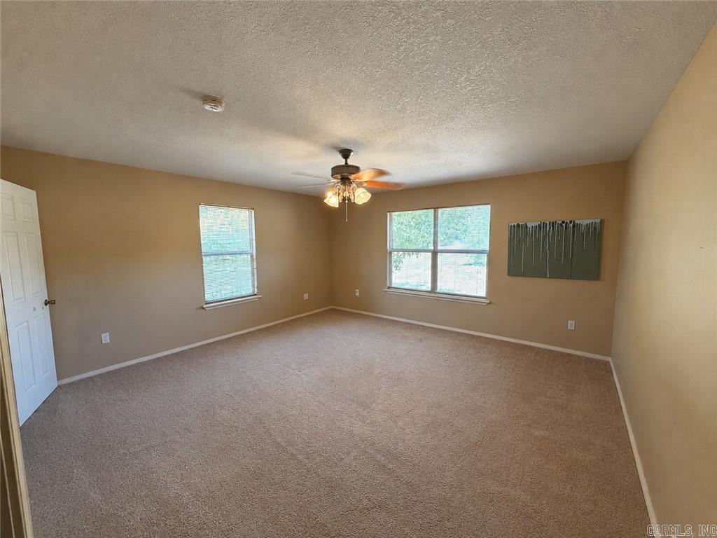 1186 County Road 1780  London, AR