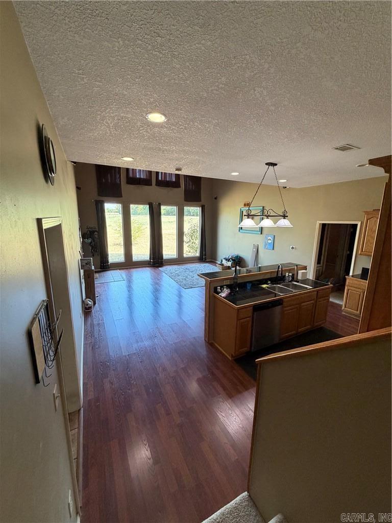 1186 County Road 1780  London, AR