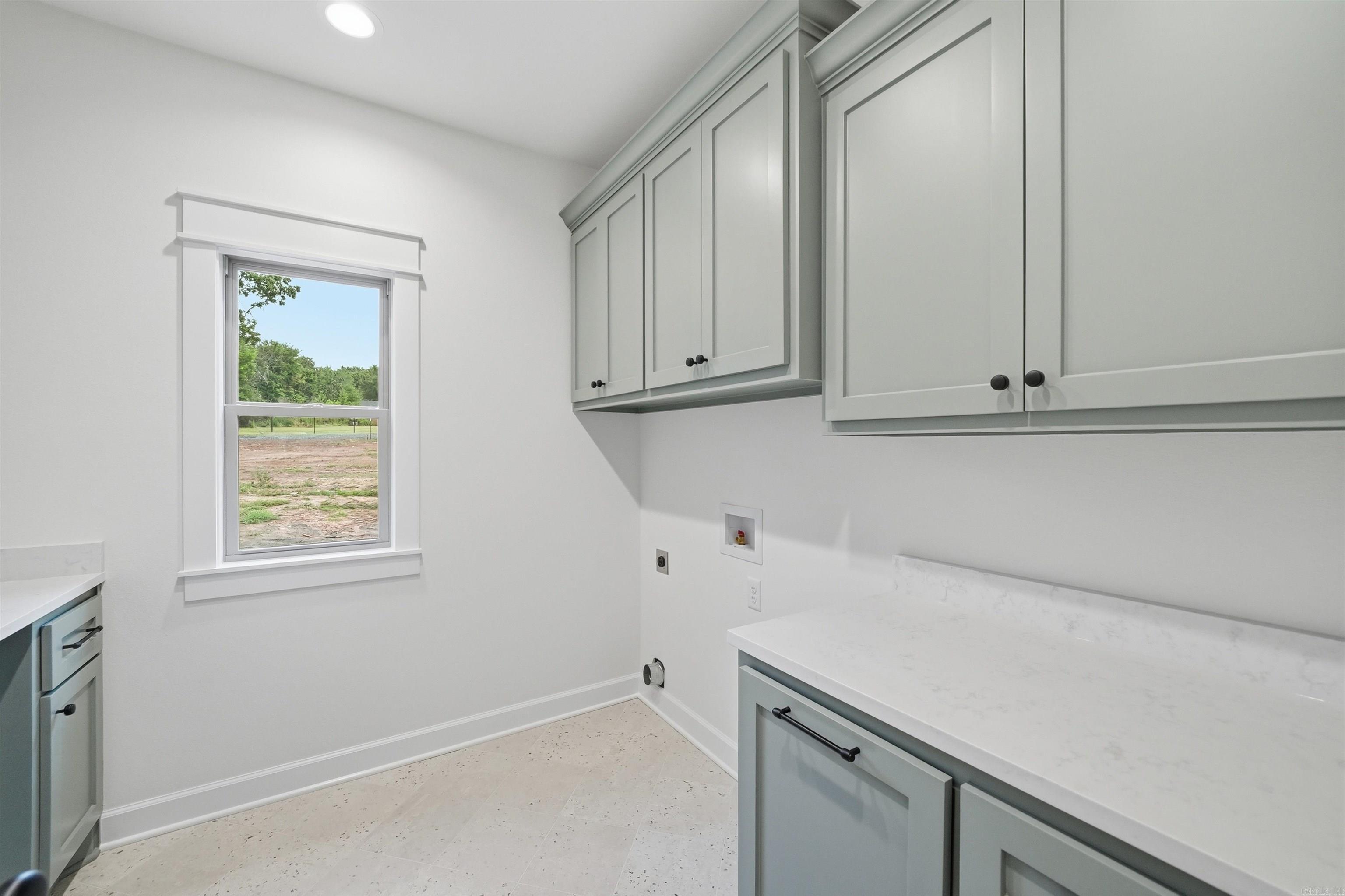 4 Camelot  Greenbrier, AR