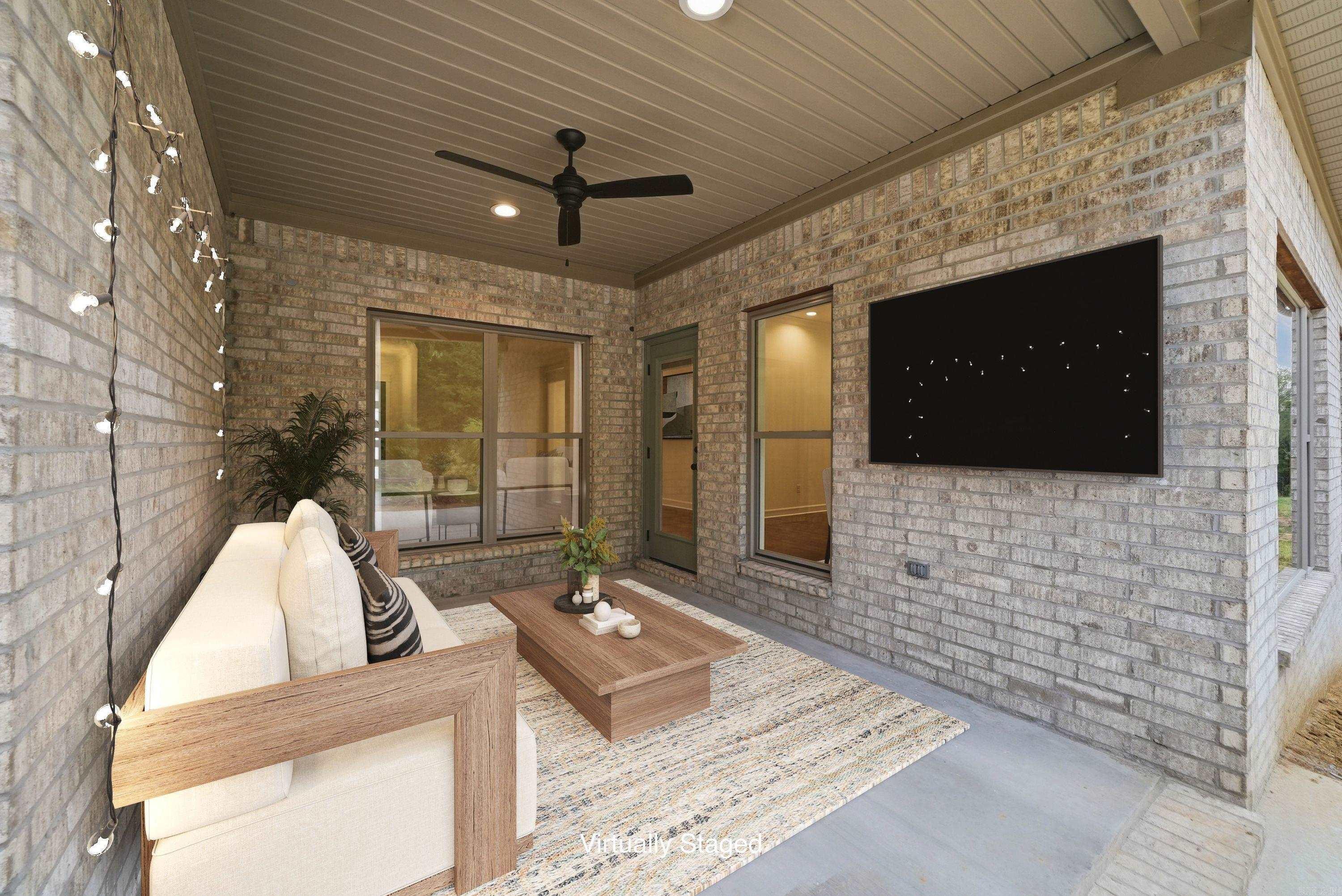4 Camelot  Greenbrier, AR