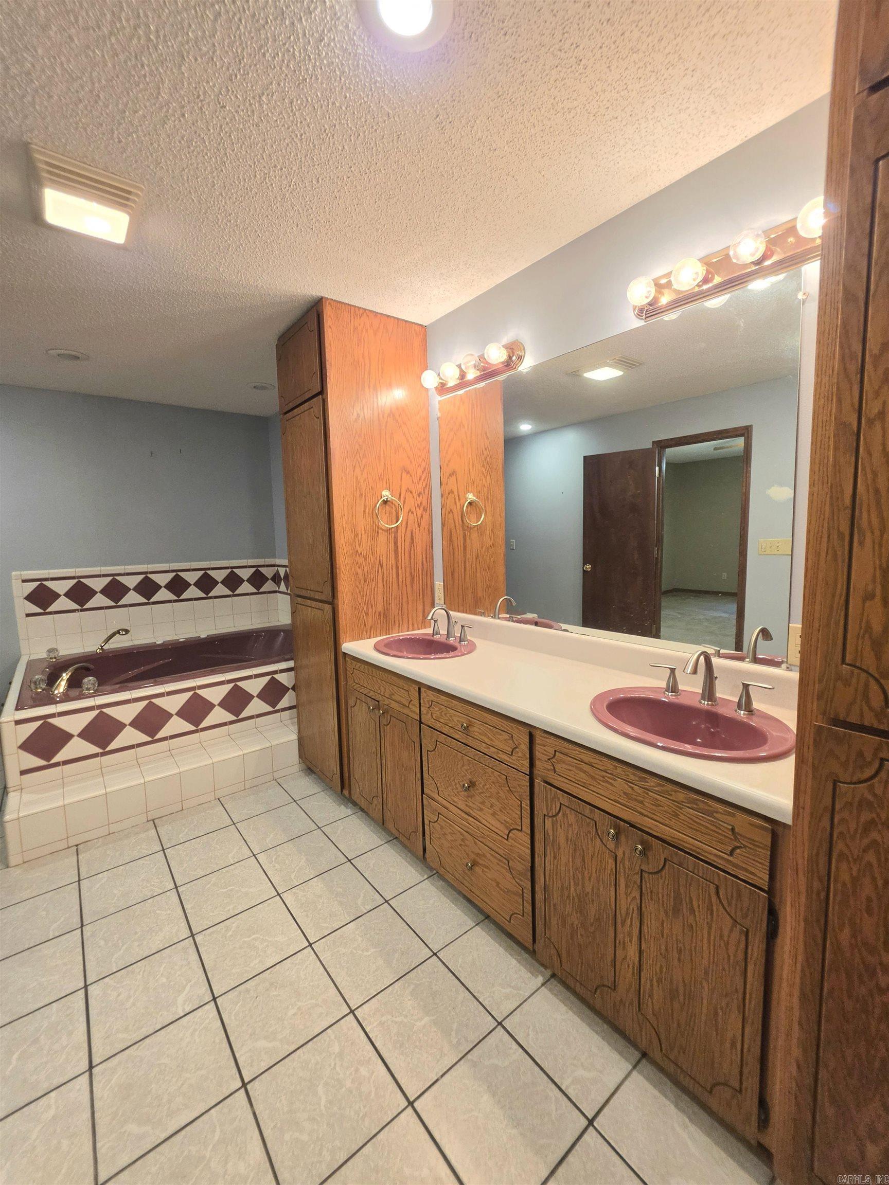 75 Lookout  Tumbling Shoals, AR