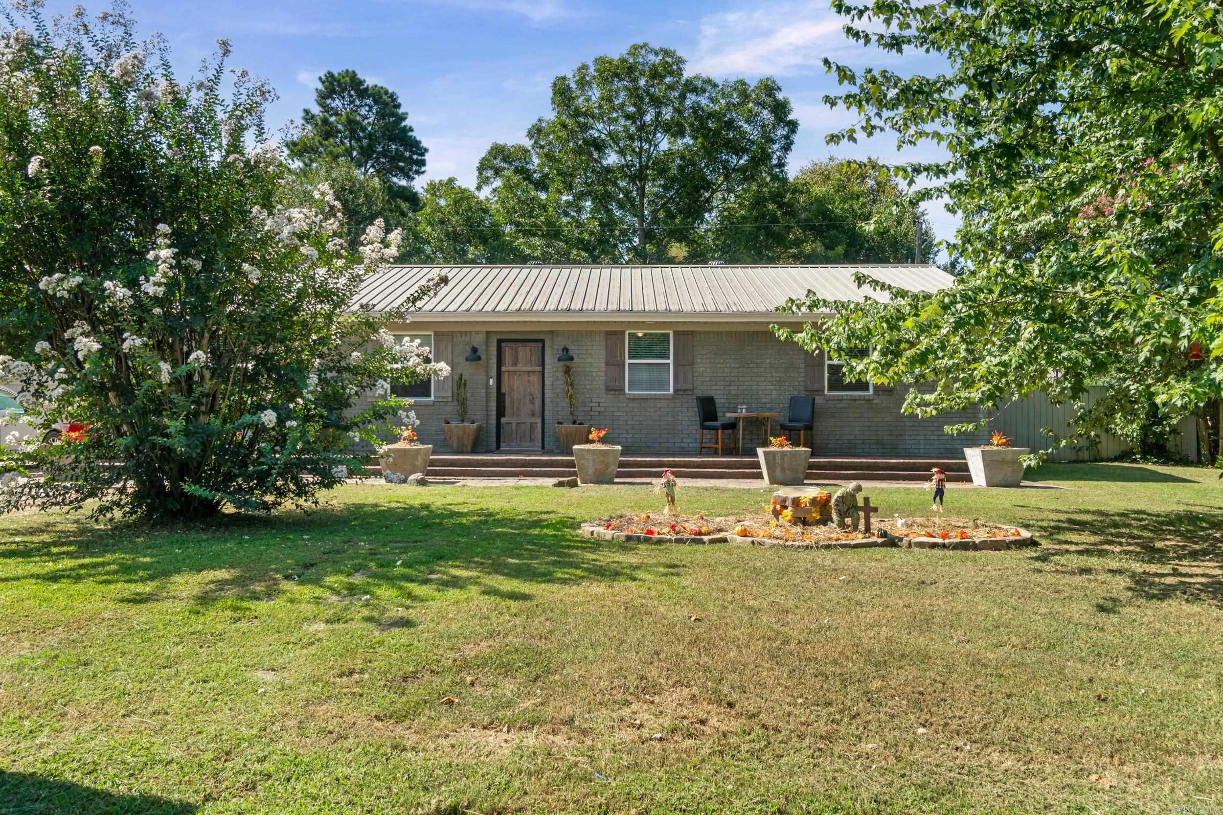 803 W Fisher  Beebe, AR