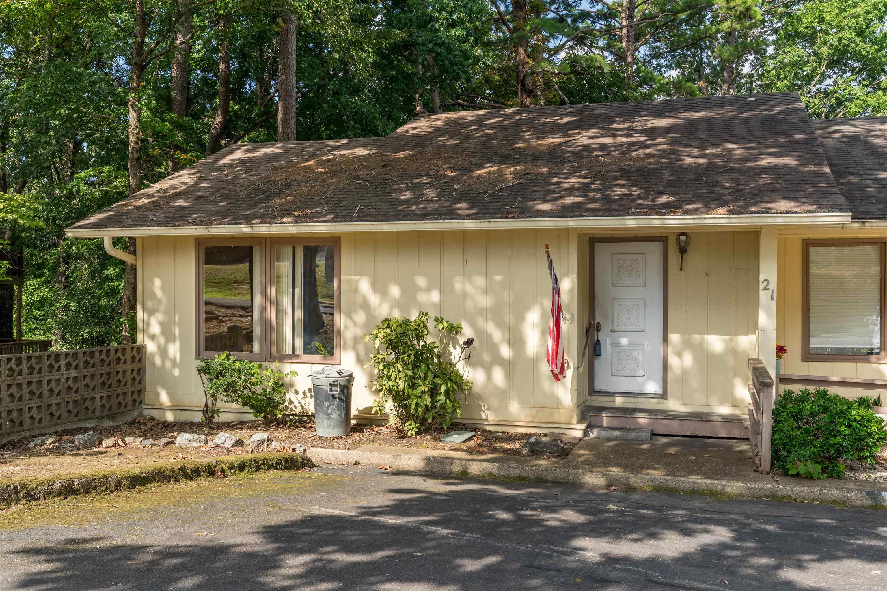 21  Vaqueria Lane  Hot Springs Village, AR
