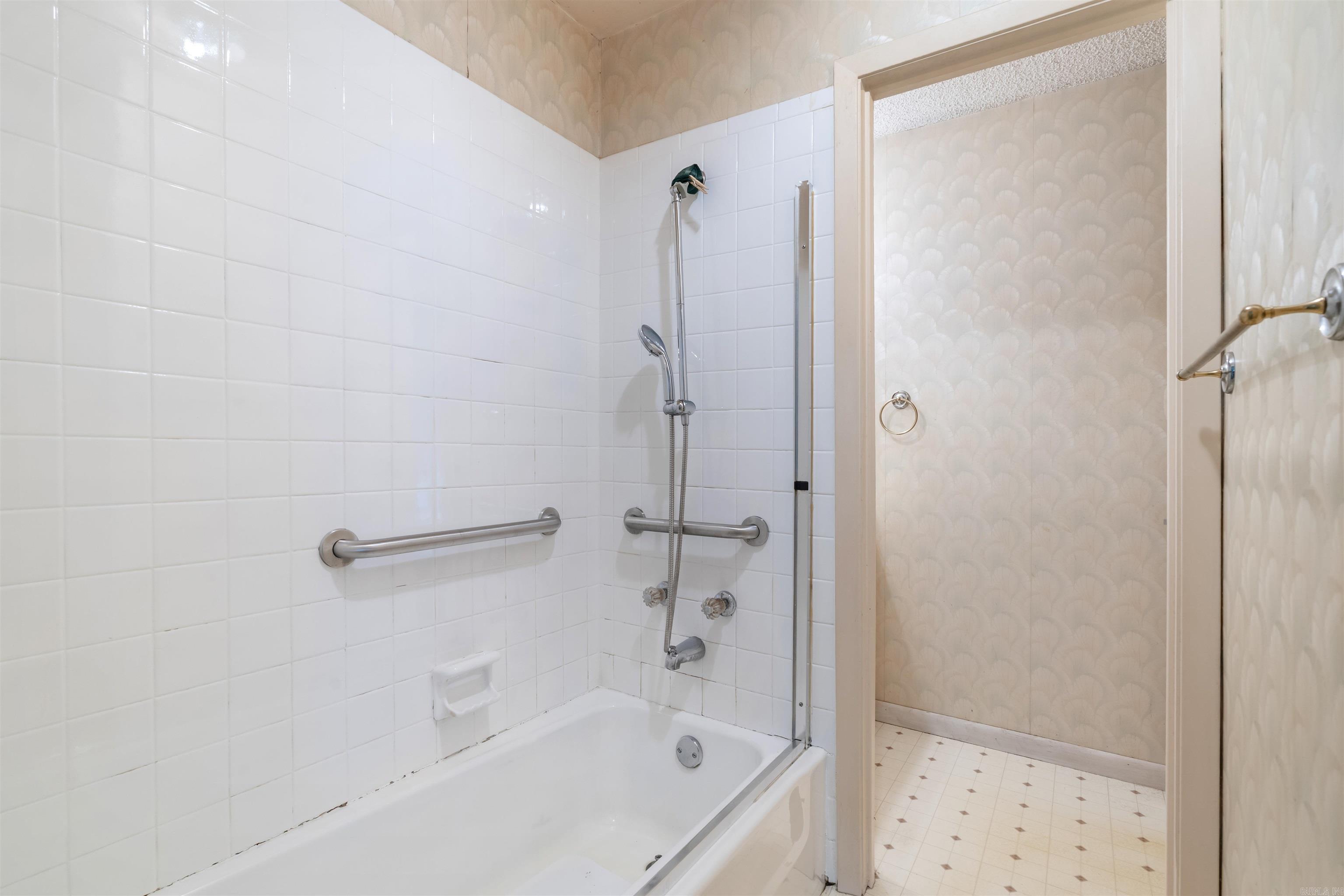 21 Vaqueria Lane  Hot Springs Village, AR