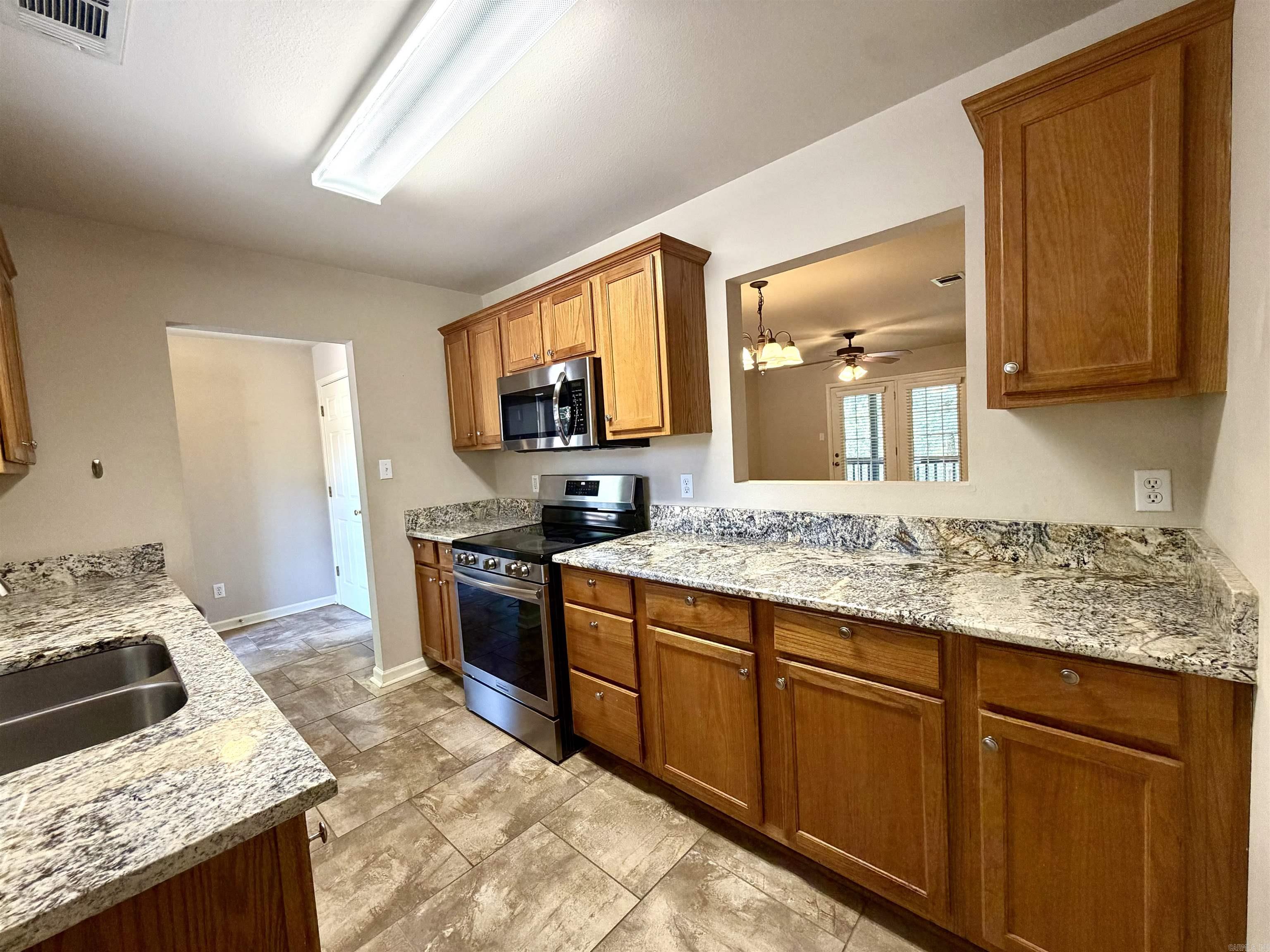1100 Woodlawn  Hot Springs, AR