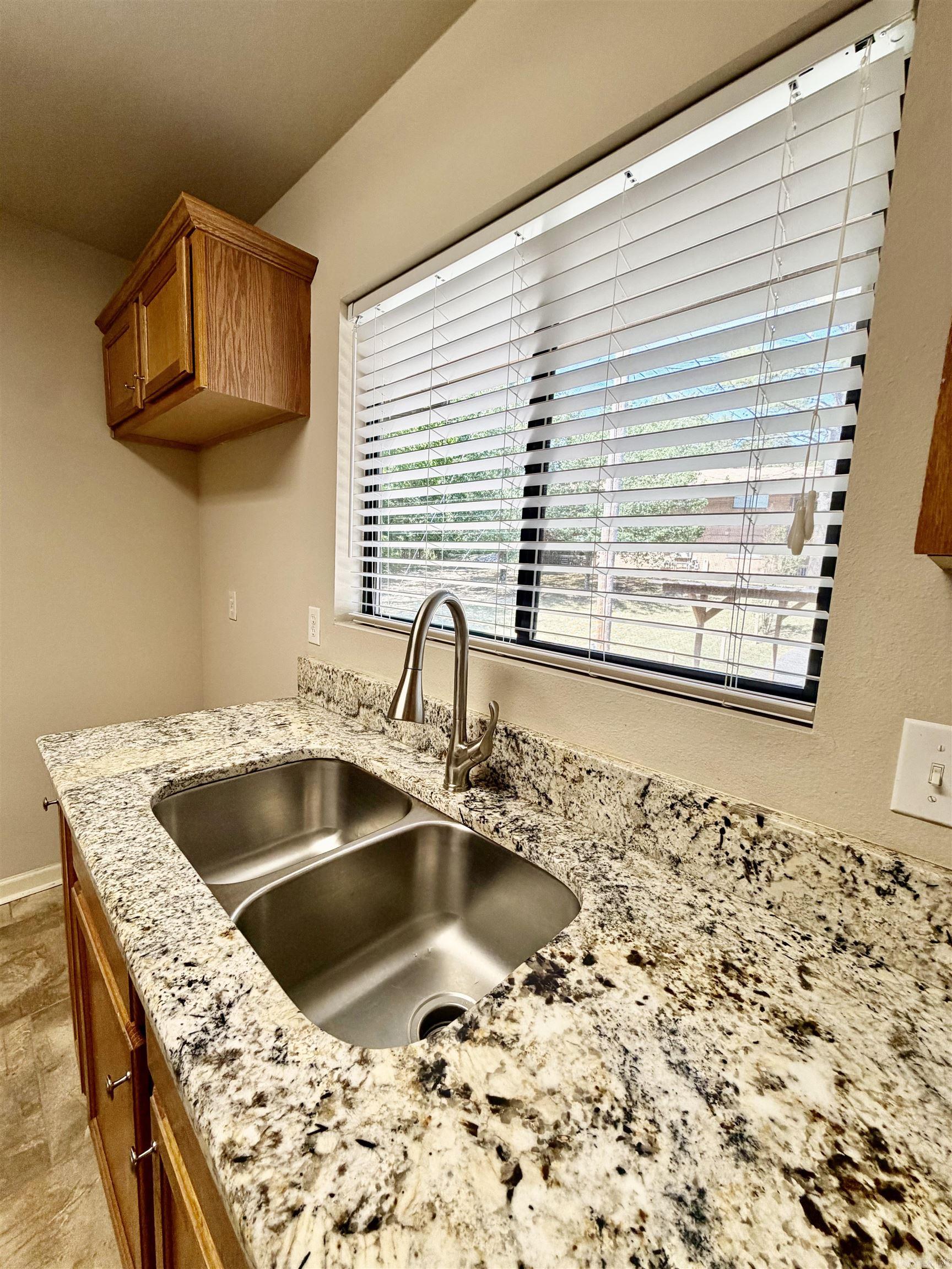 1100 Woodlawn  Hot Springs, AR