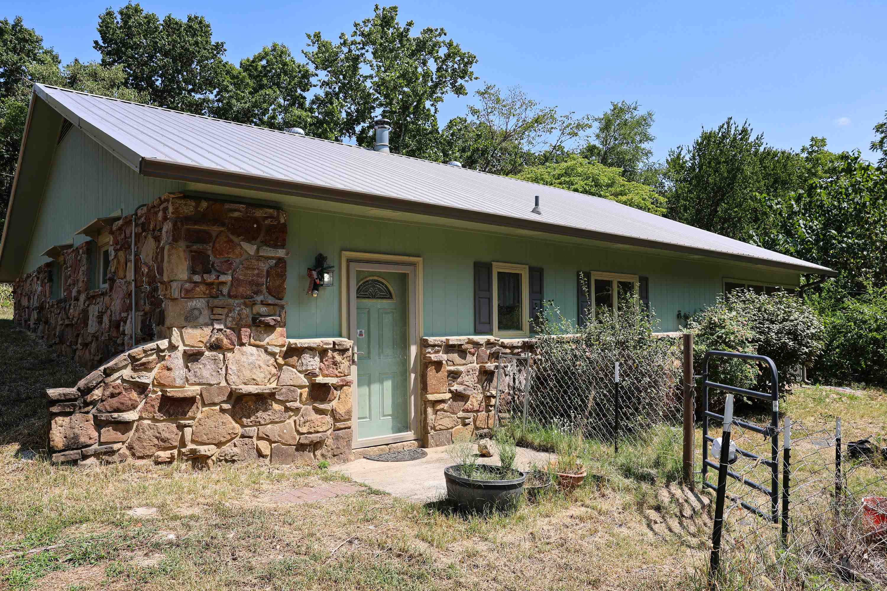 639 E Campground Road  Ash Flat, AR