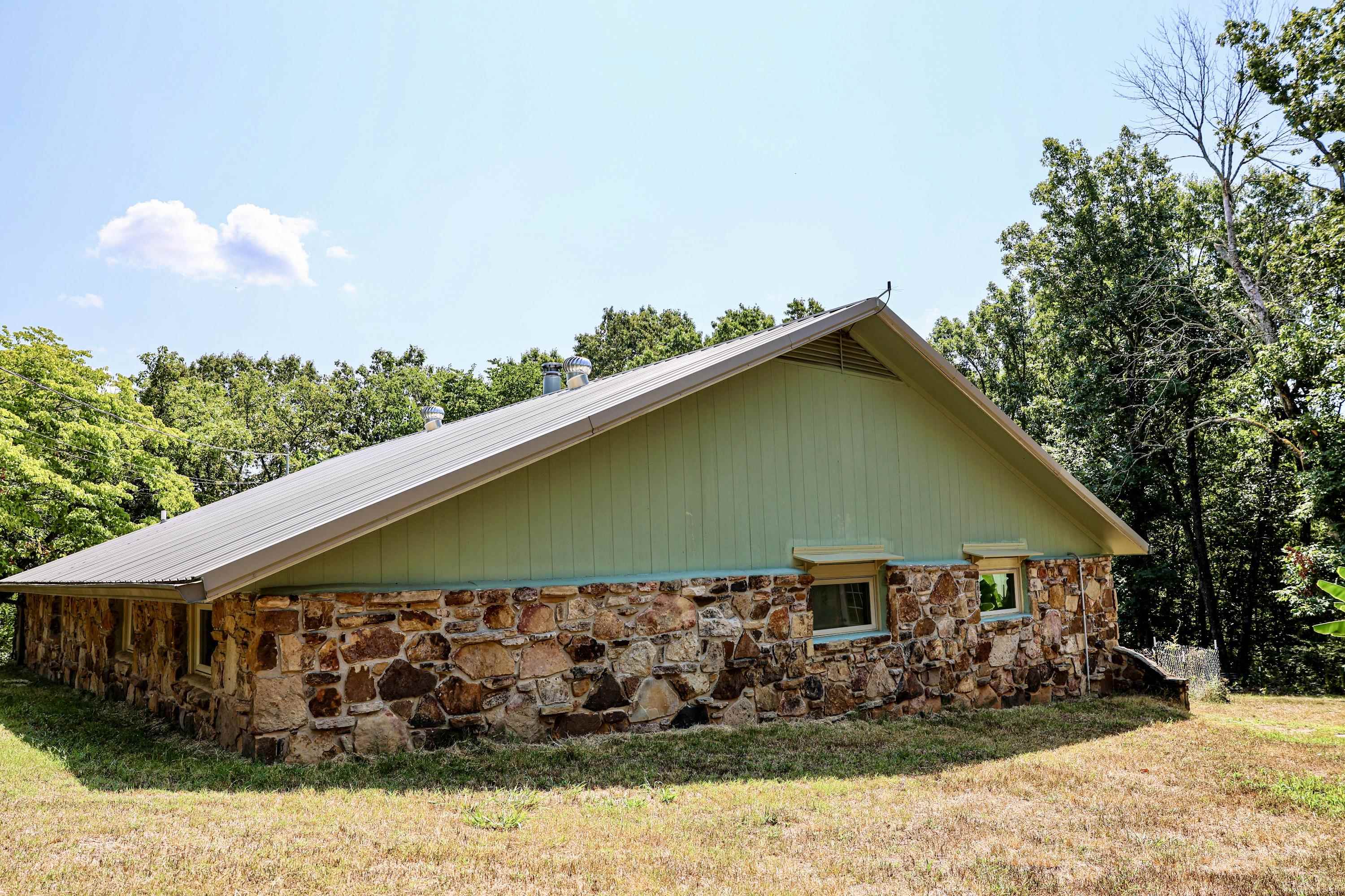 639 E Campground Road  Ash Flat, AR