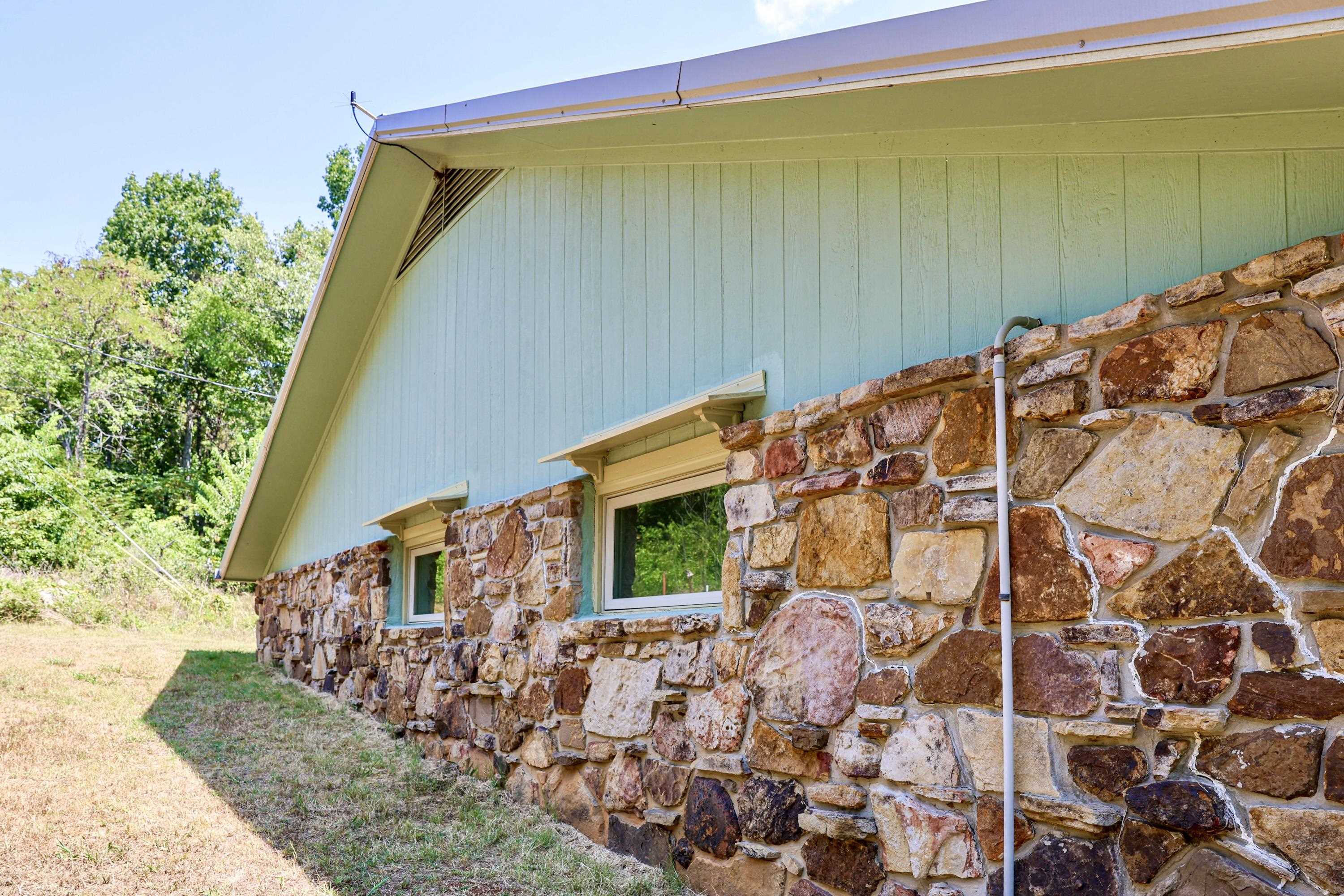 639 E Campground Road  Ash Flat, AR