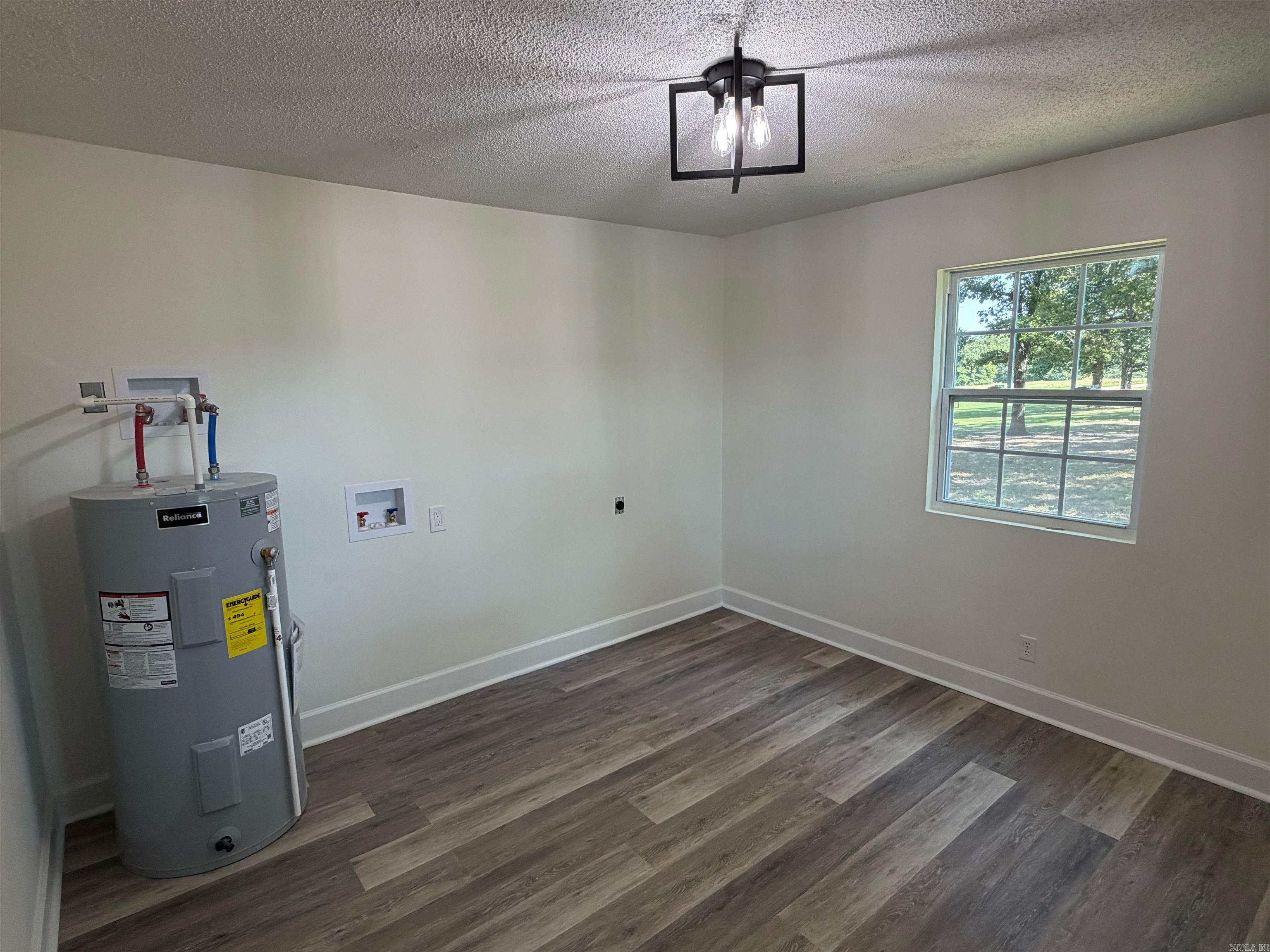 101 Summer Meadows  Mountain View, AR