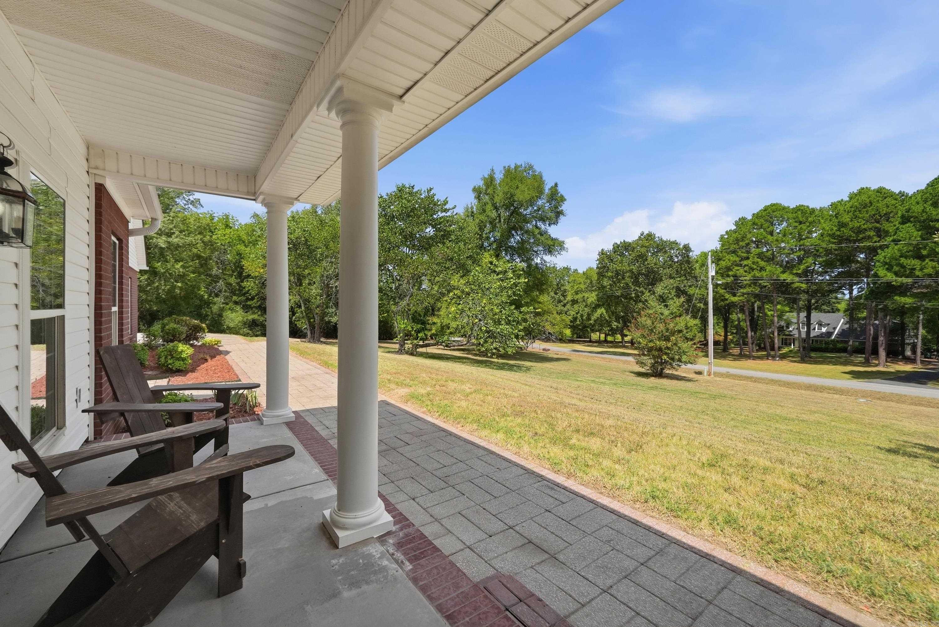 9 Summer Hill  Greenbrier, AR