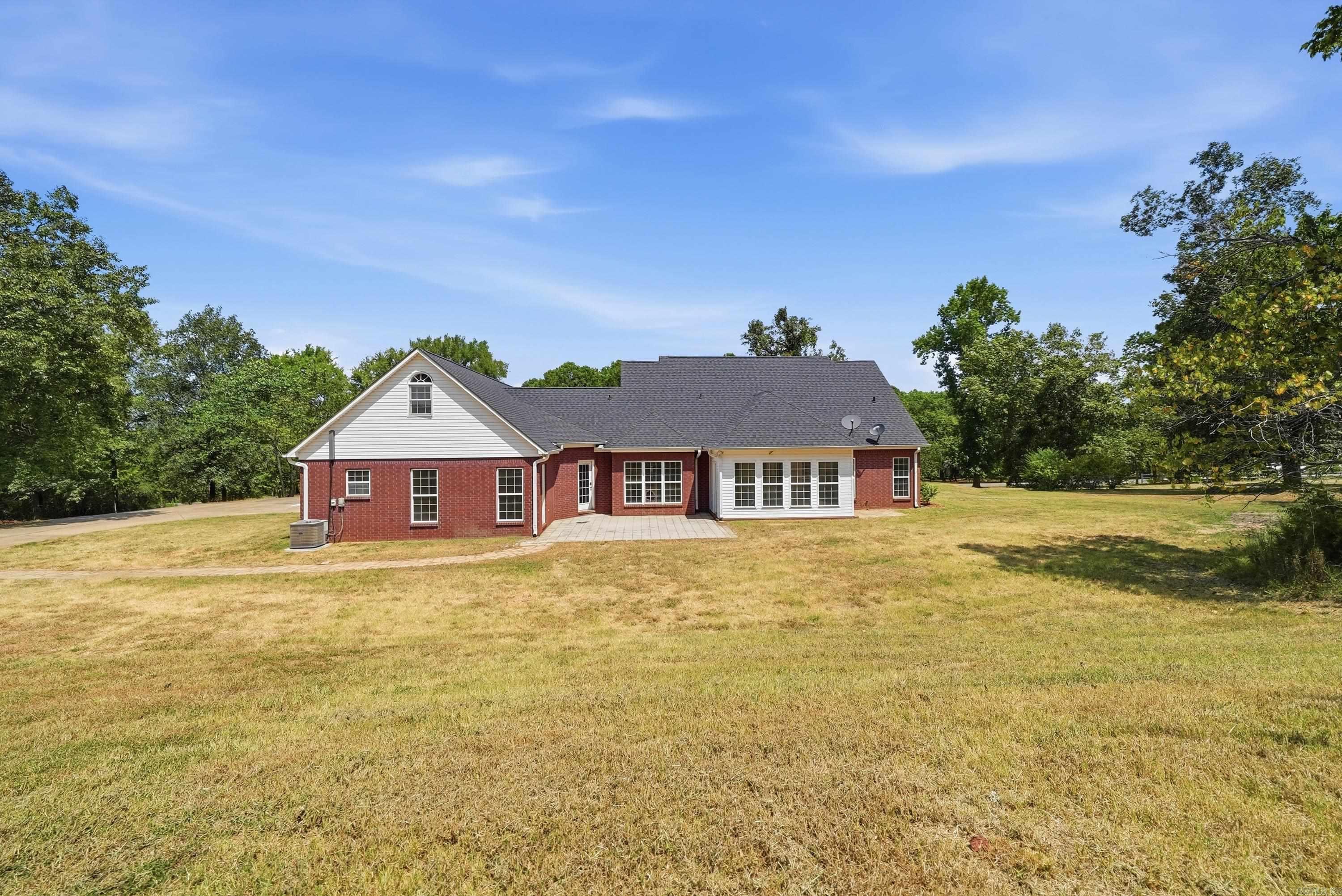 9 Summer Hill  Greenbrier, AR