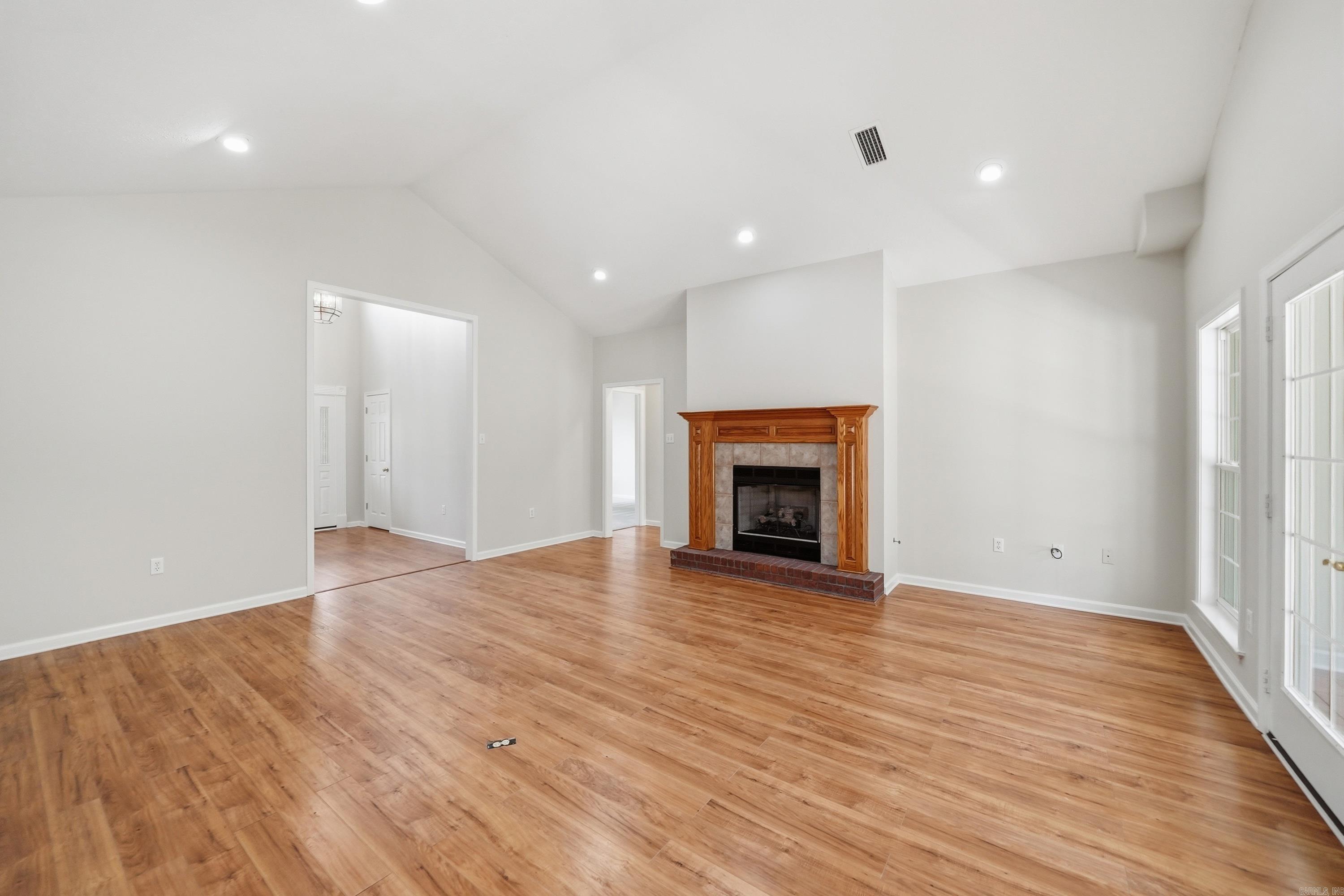 9 Summer Hill  Greenbrier, AR