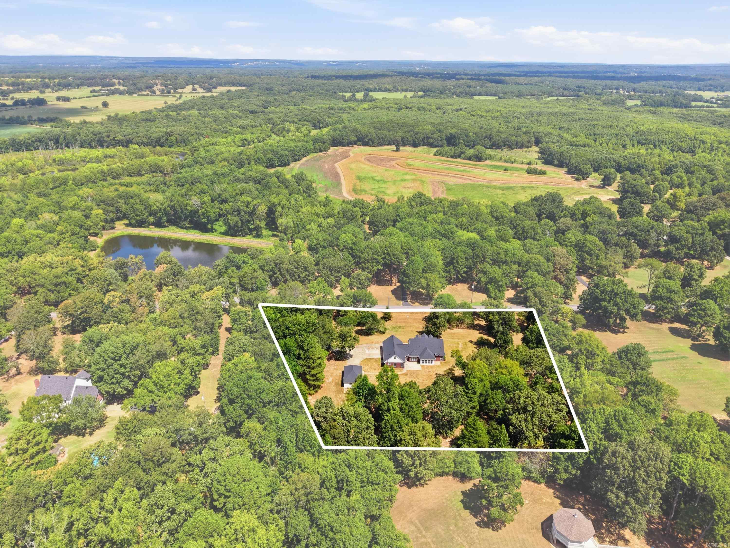 9 Summer Hill  Greenbrier, AR