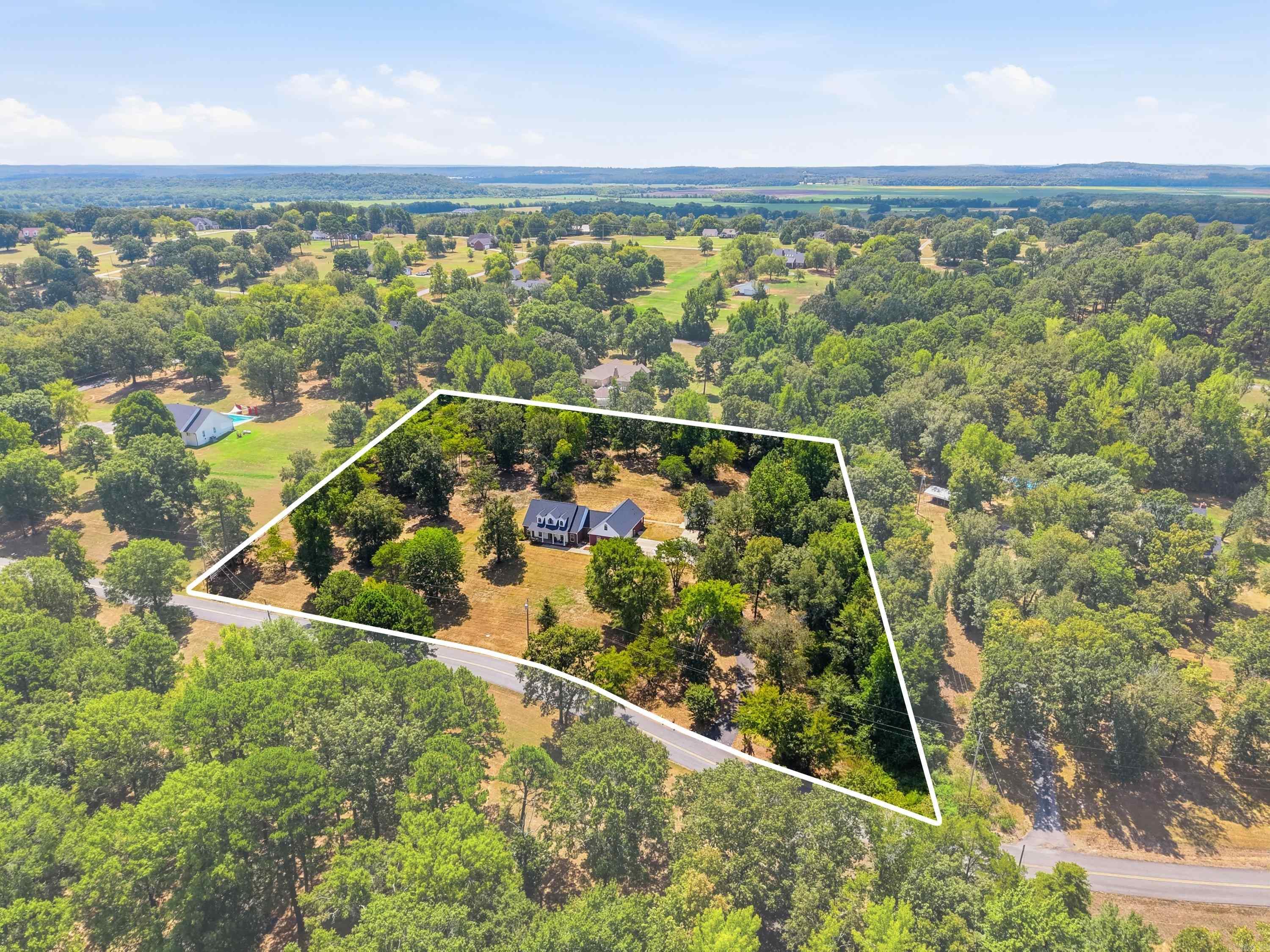 9 Summer Hill  Greenbrier, AR
