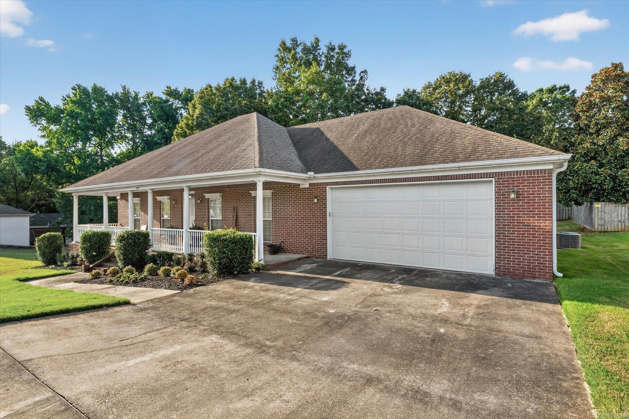 2009 Stillwater Drive  Jonesboro, AR