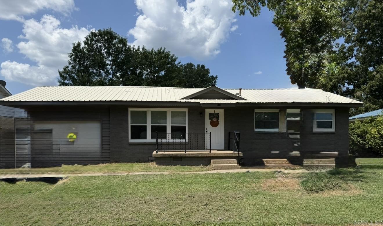 510 N 9th  Paragould, AR