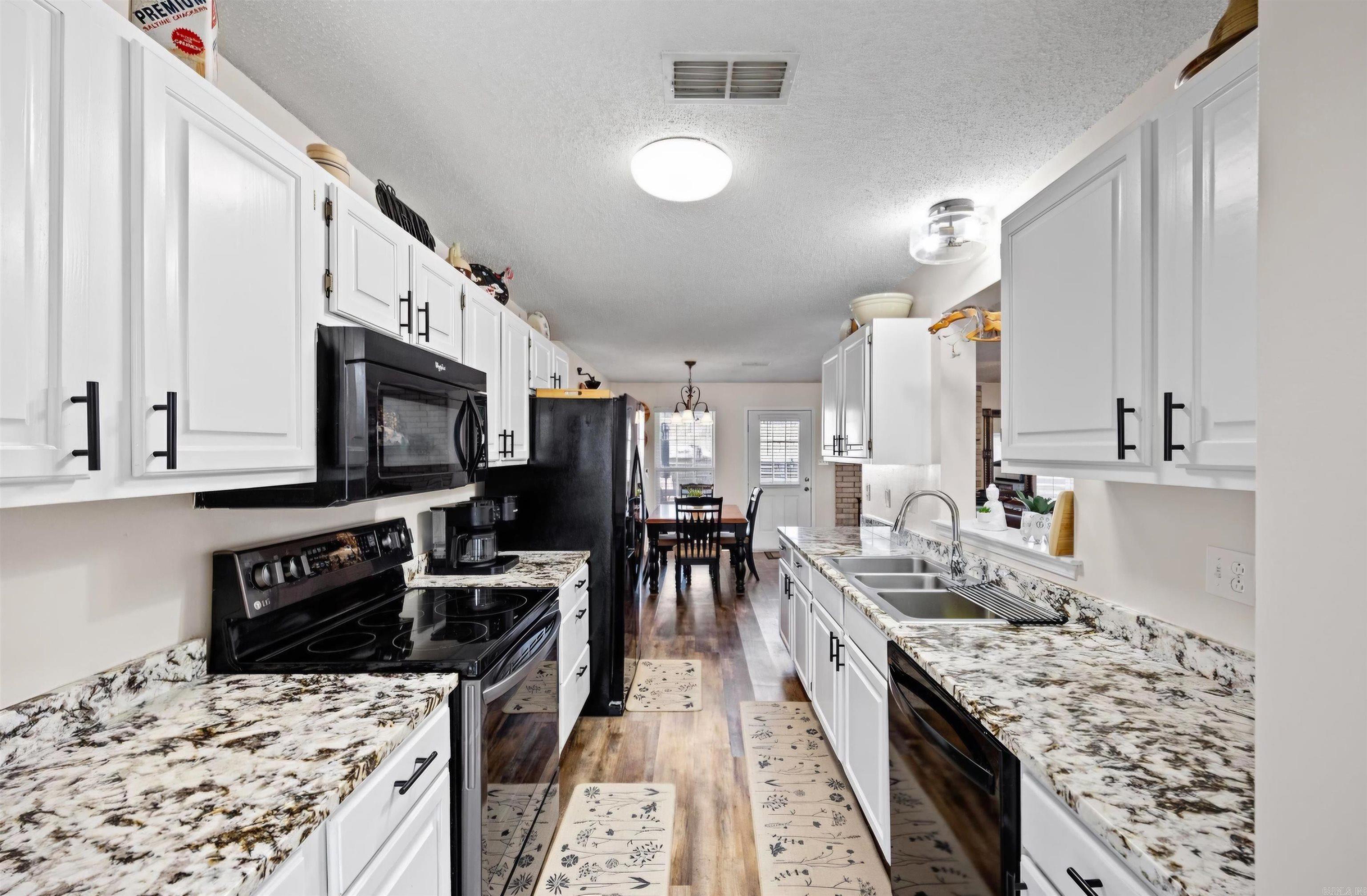 12 Old 216 Spur  Perryville, AR