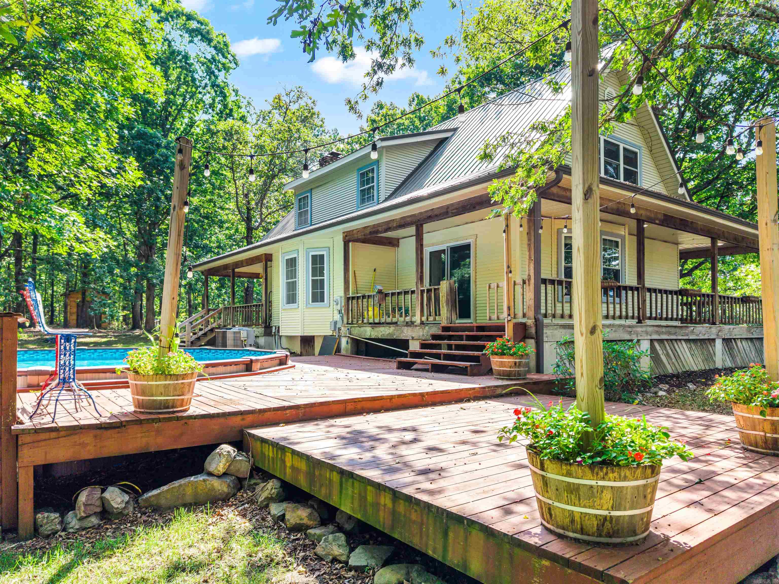 381 E Strawberry  Jessieville, AR