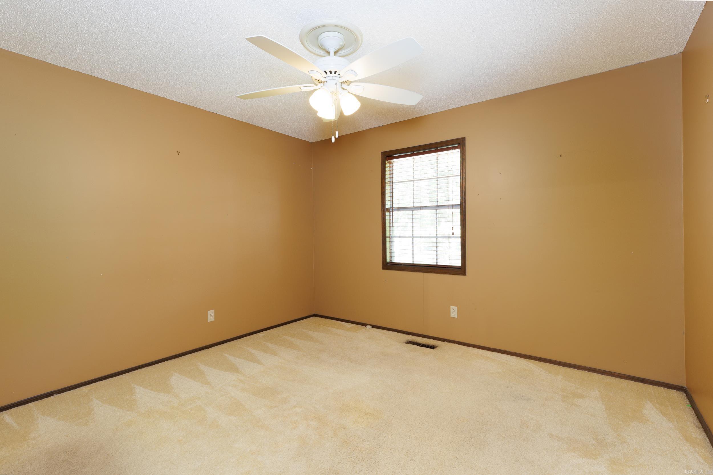 120 Kingsway Circle  Mountain Home, AR