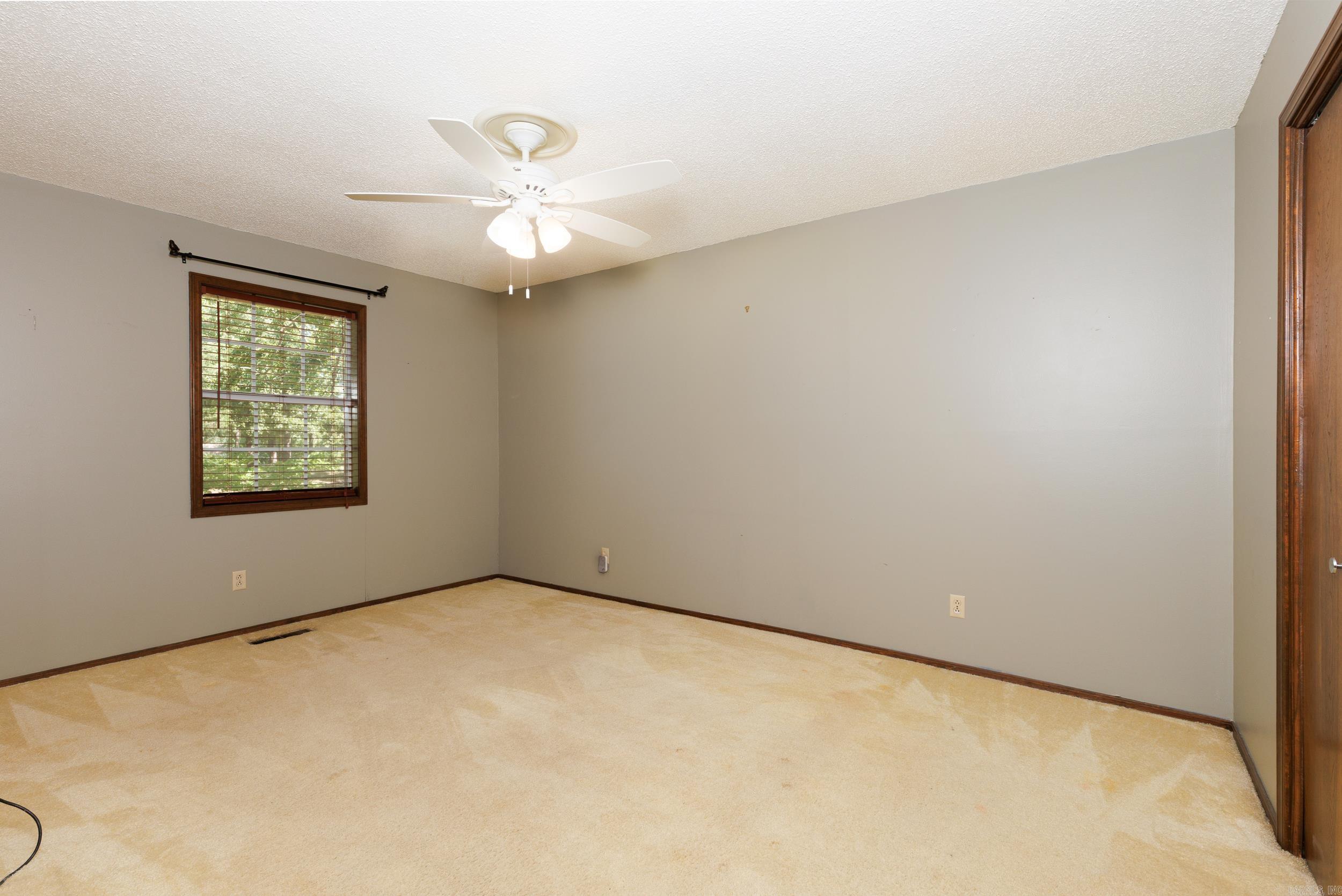 120 Kingsway Circle  Mountain Home, AR