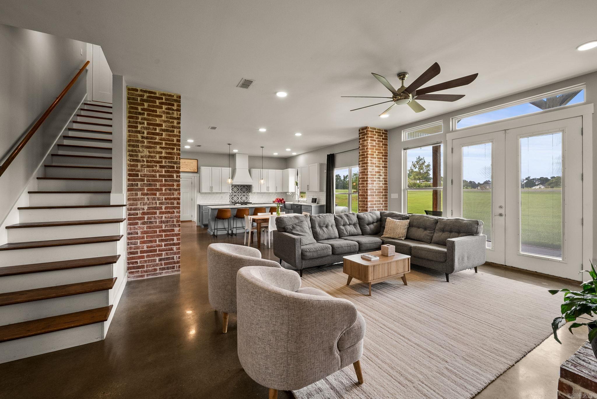 44 Cessna  Greenbrier, AR