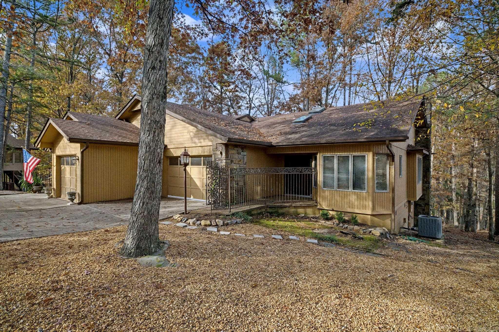 11 Emanuel  Hot Springs Village, AR