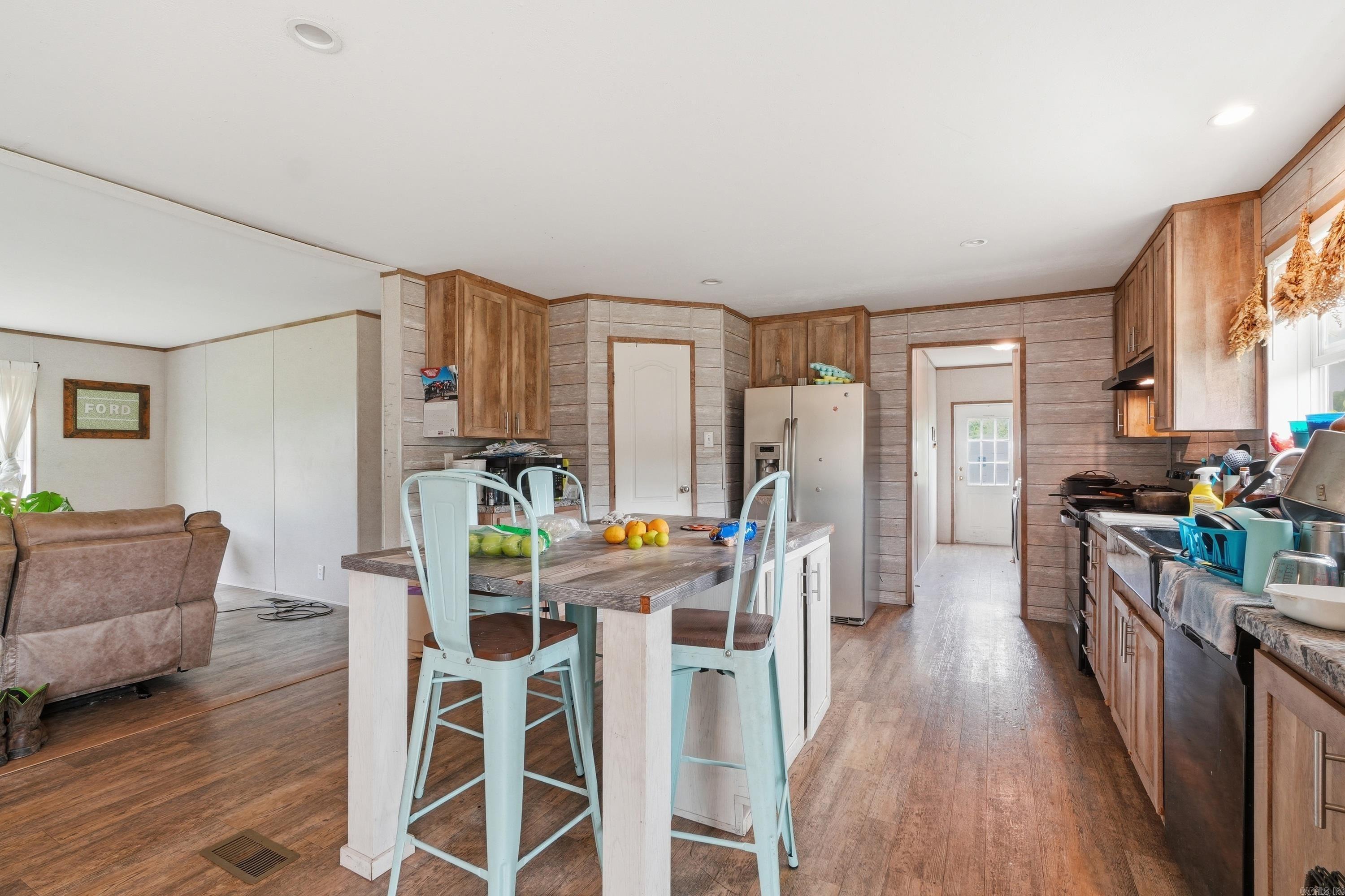 563 Daffodil Rd  Romance, AR