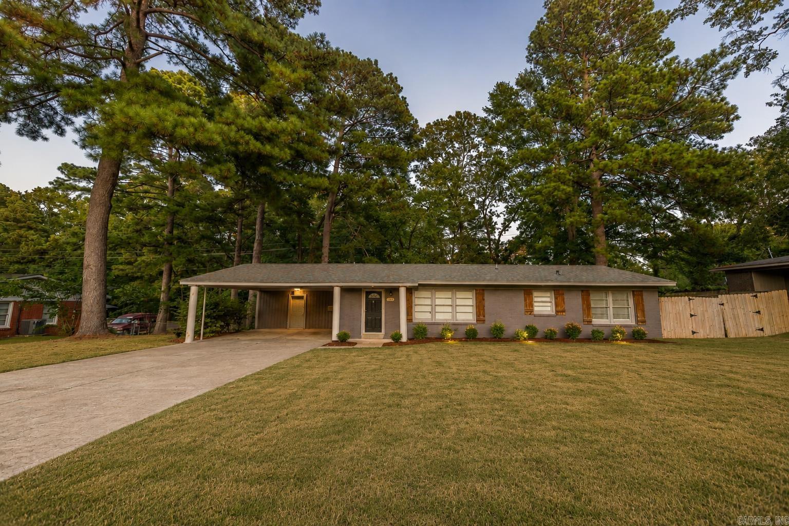 2315  Edgewood  El Dorado, AR