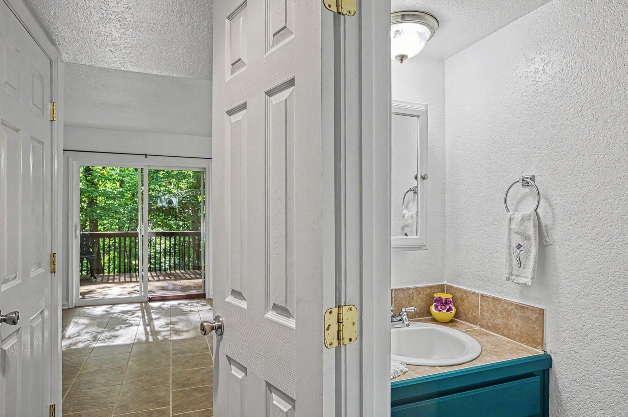 130 Emperado Way  Hot Springs Village, AR