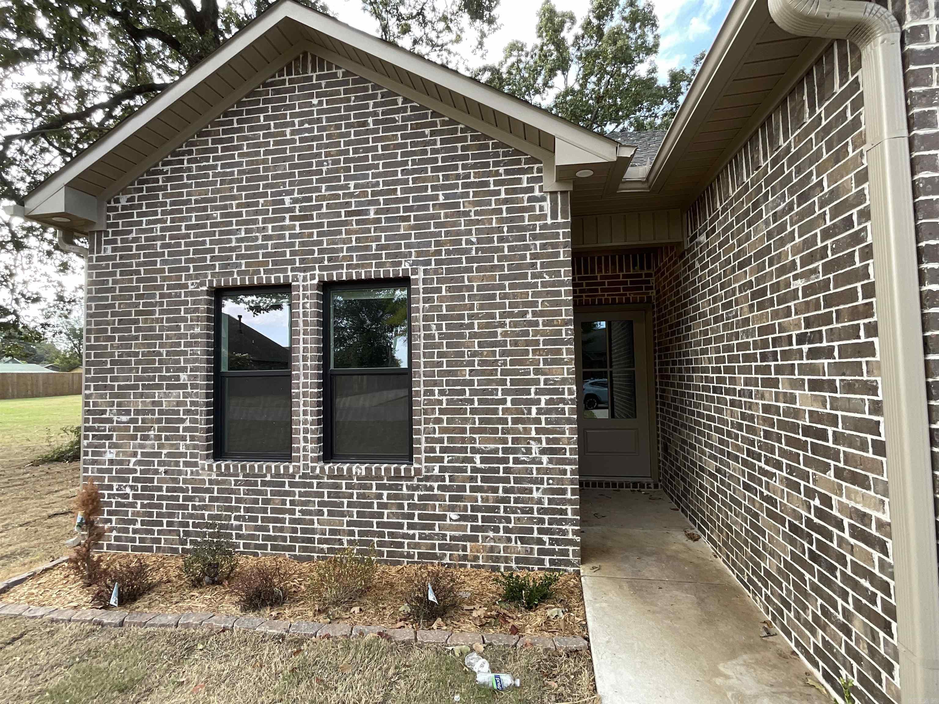 125 Kayla Lane — photo 2
