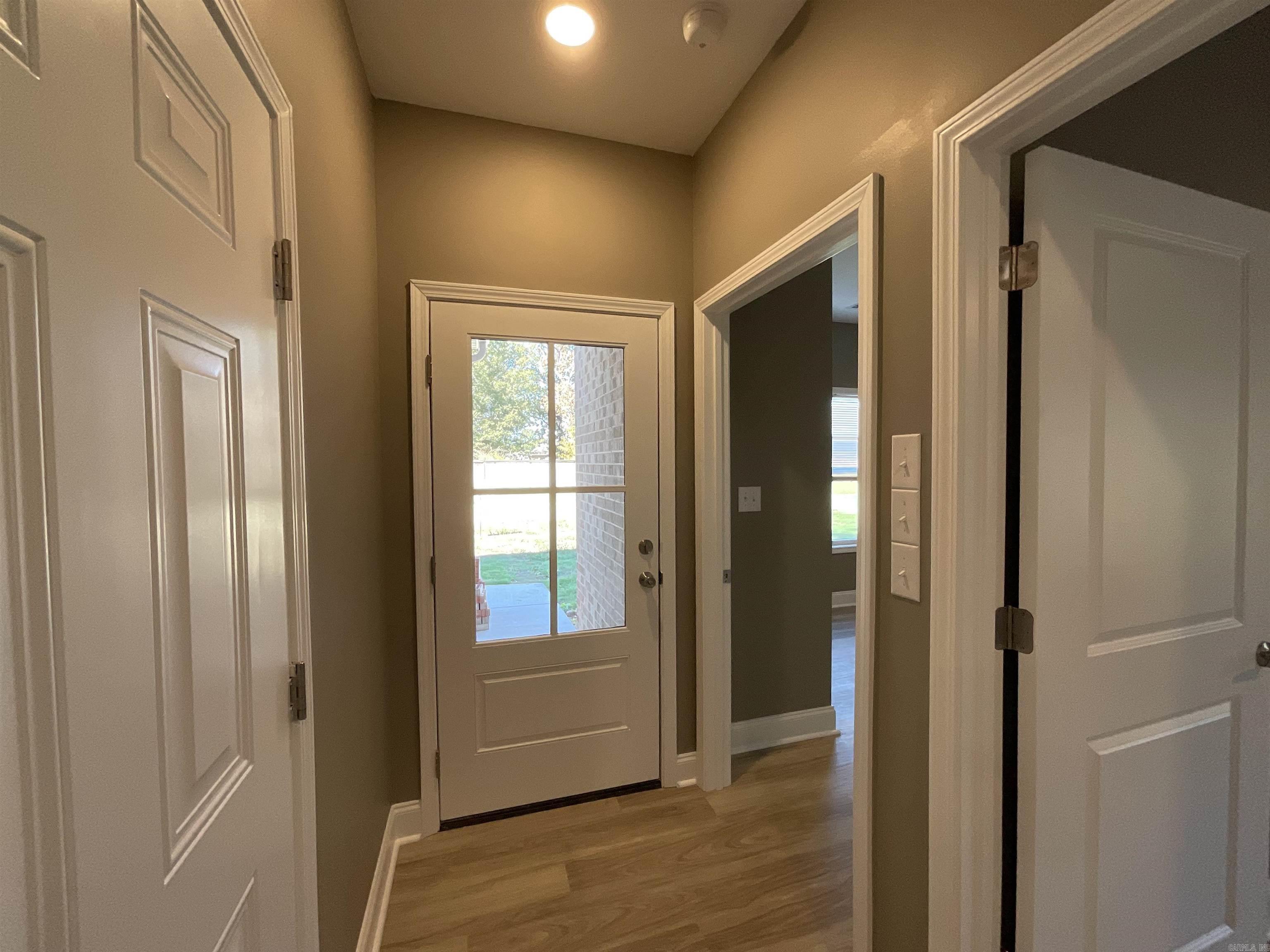 225 Kayla Lane — photo 4