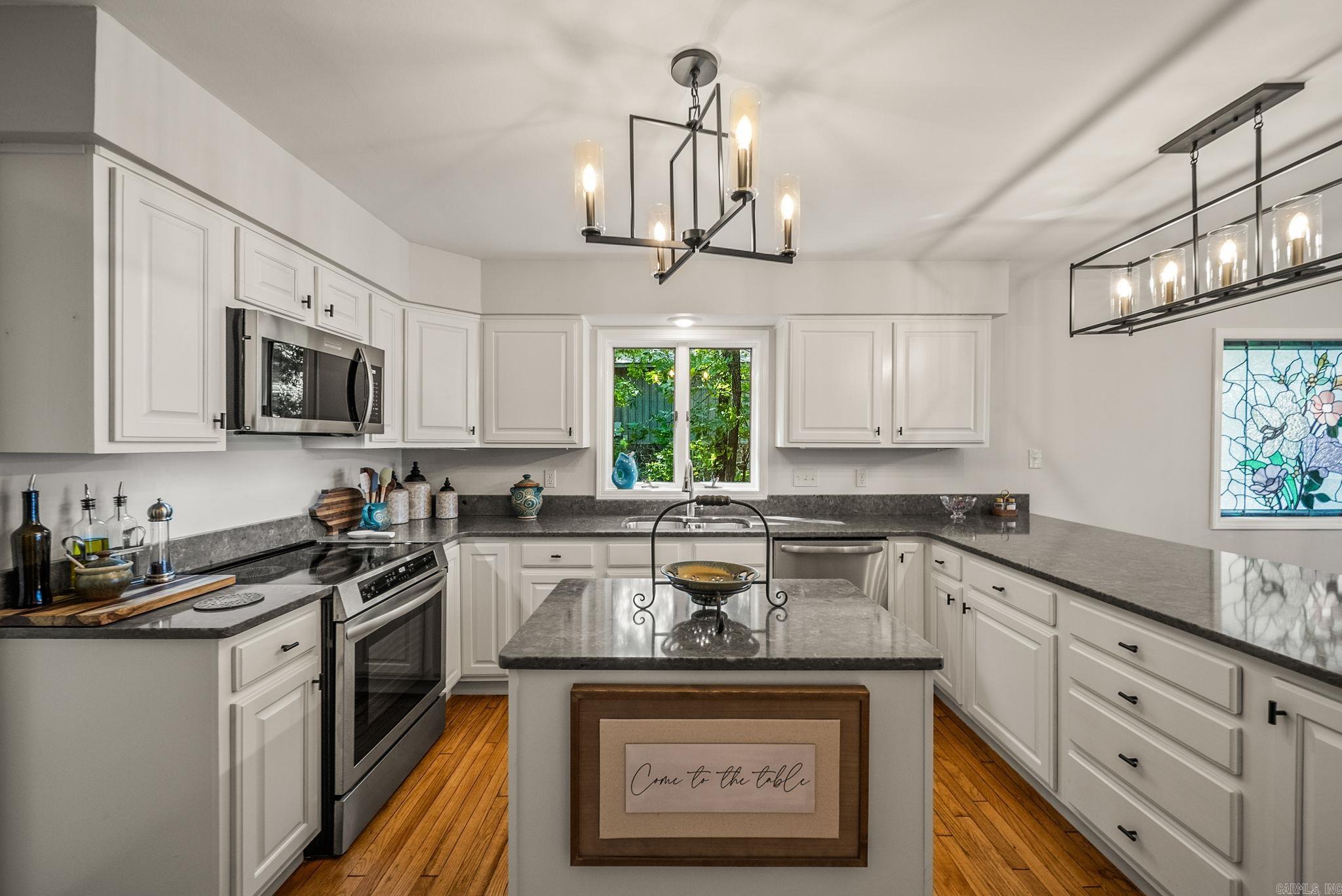 2740 Tannenbaum Rd.  Heber Springs, AR