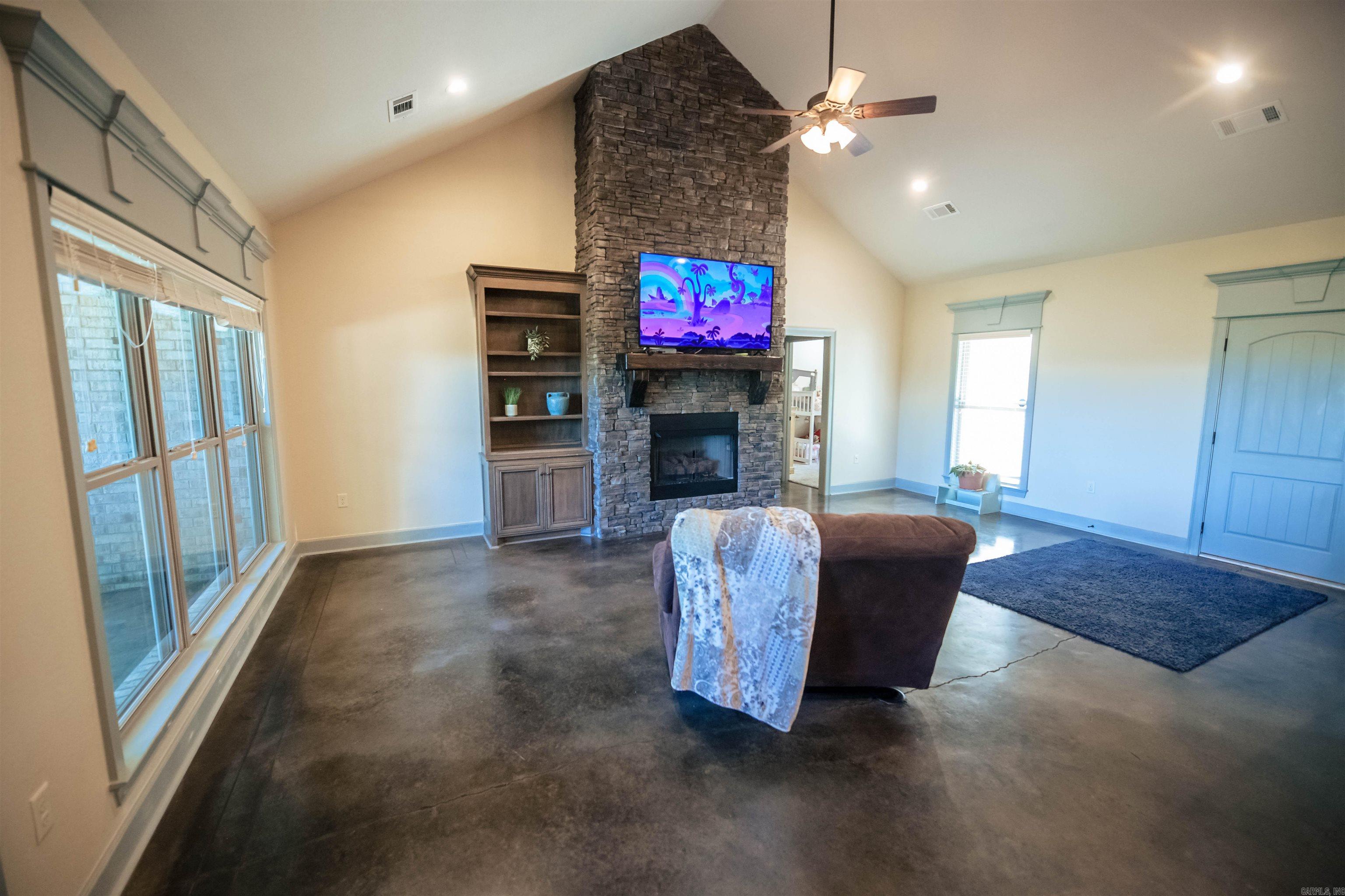 137 Mill Creek  Greenbrier, AR